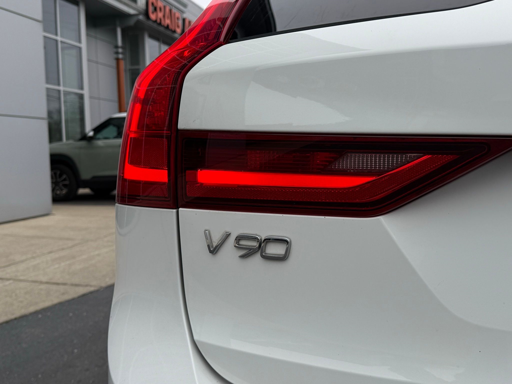Volvo V90 Cross Country  2018