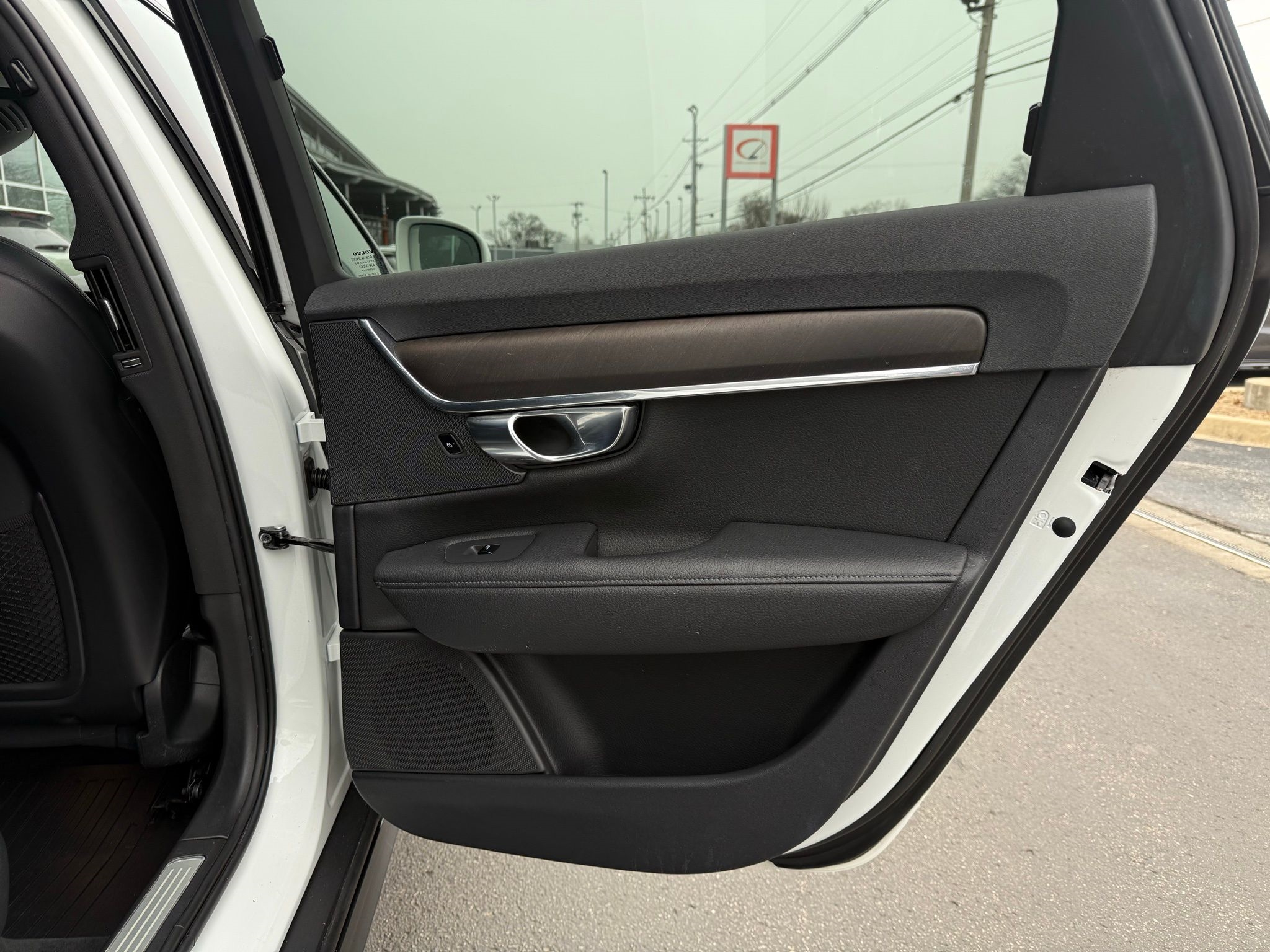 Volvo V90 Cross Country  2018