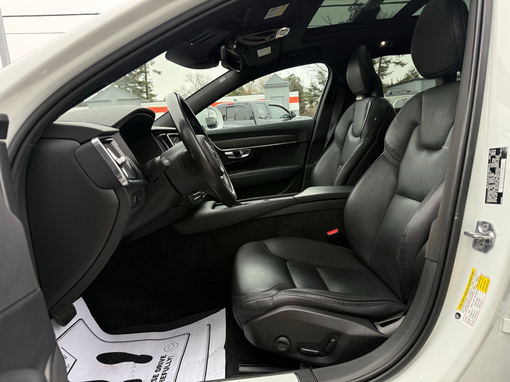 Volvo V90 Cross Country  2018