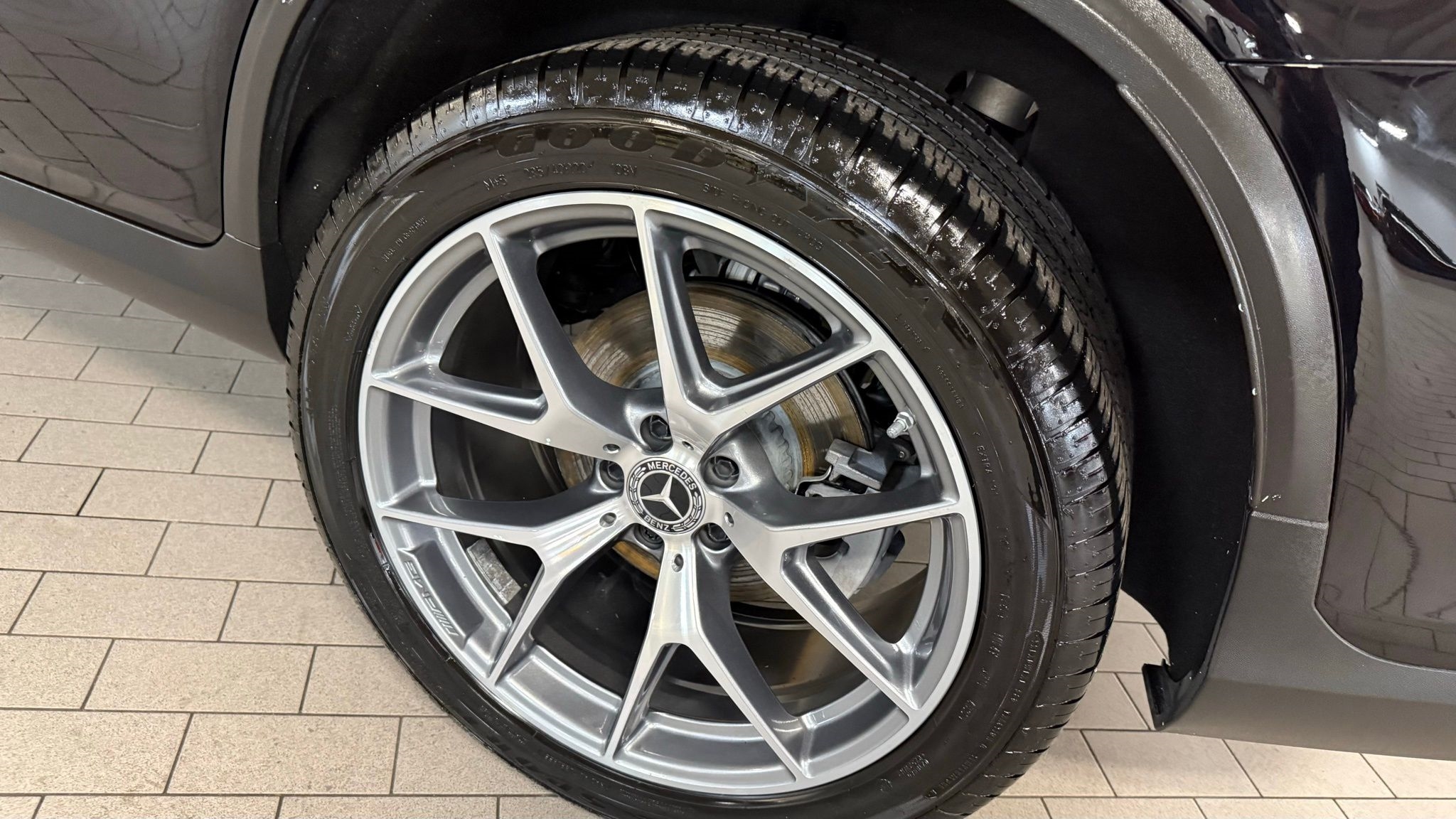 Mercedes-Benz GLC  2020