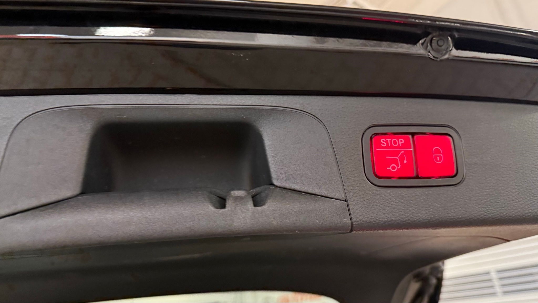 Mercedes-Benz GLC  2020