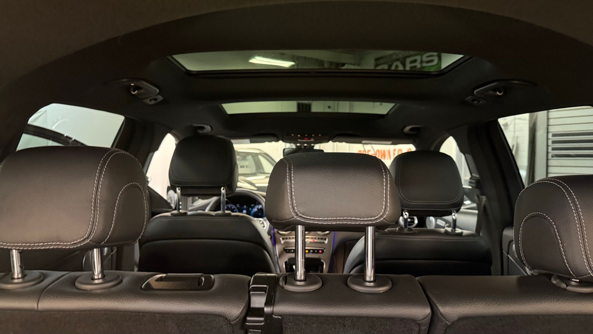 Mercedes-Benz GLC  2020