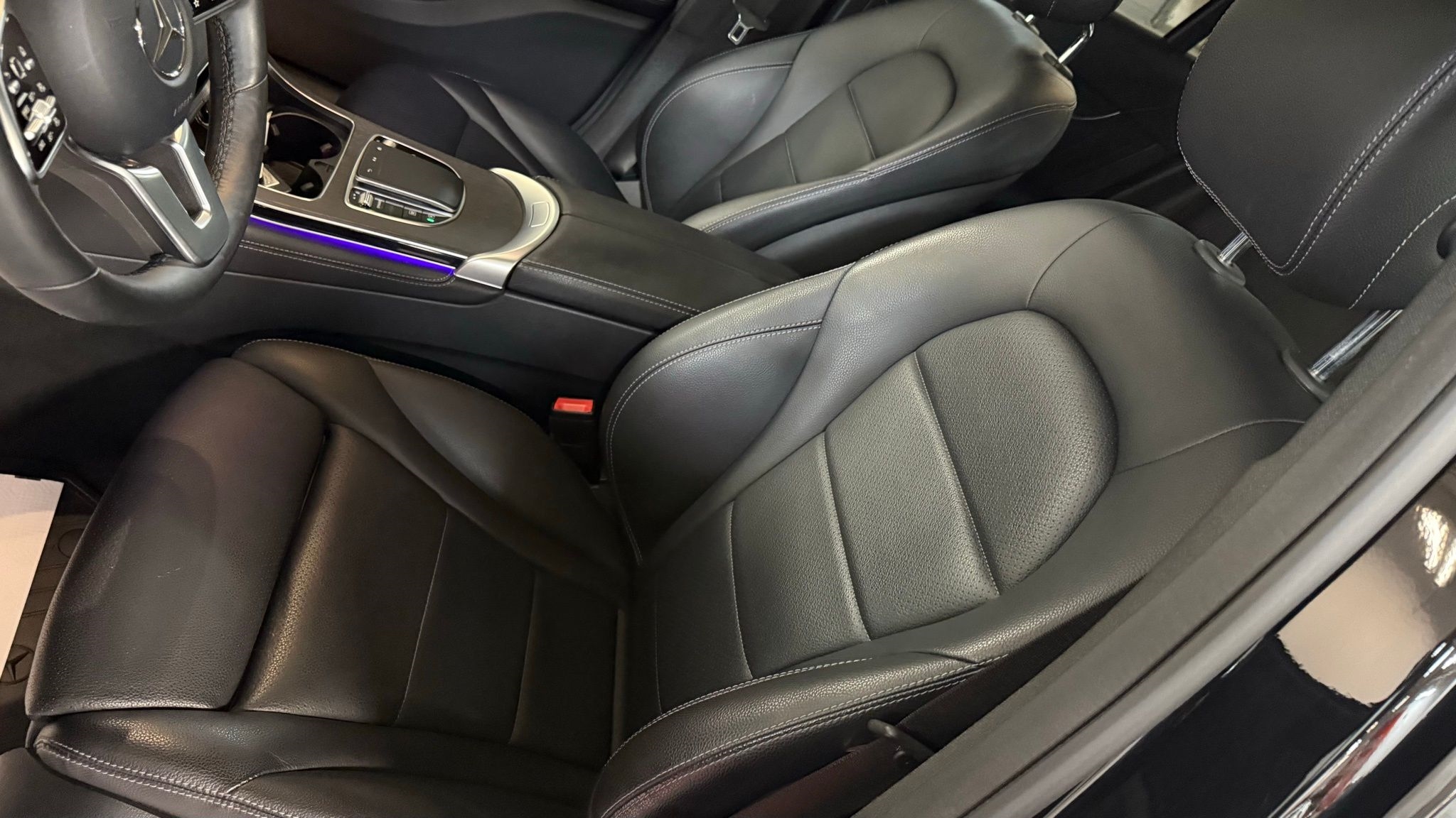 Mercedes-Benz GLC  2020