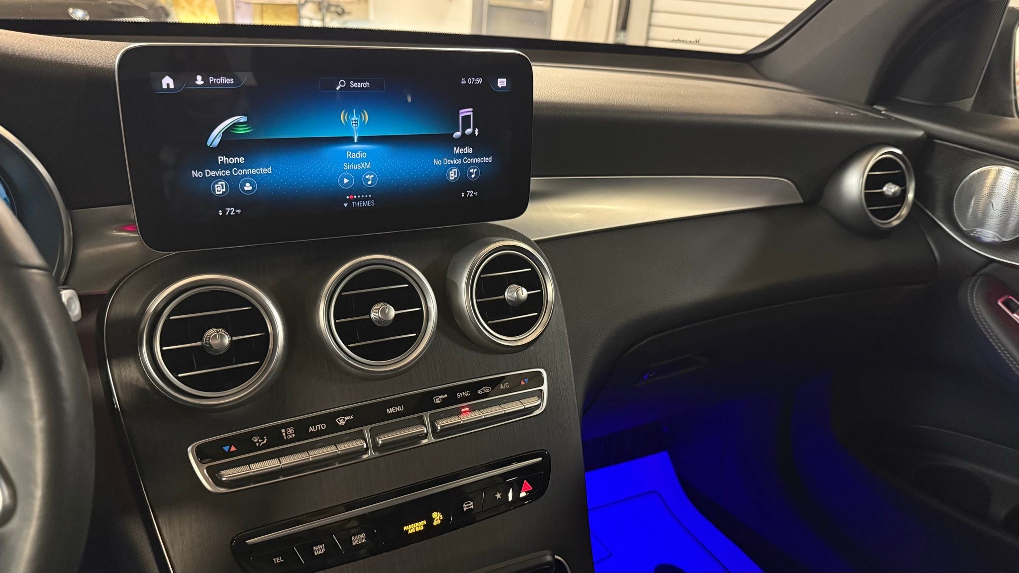 Mercedes-Benz GLC  2020