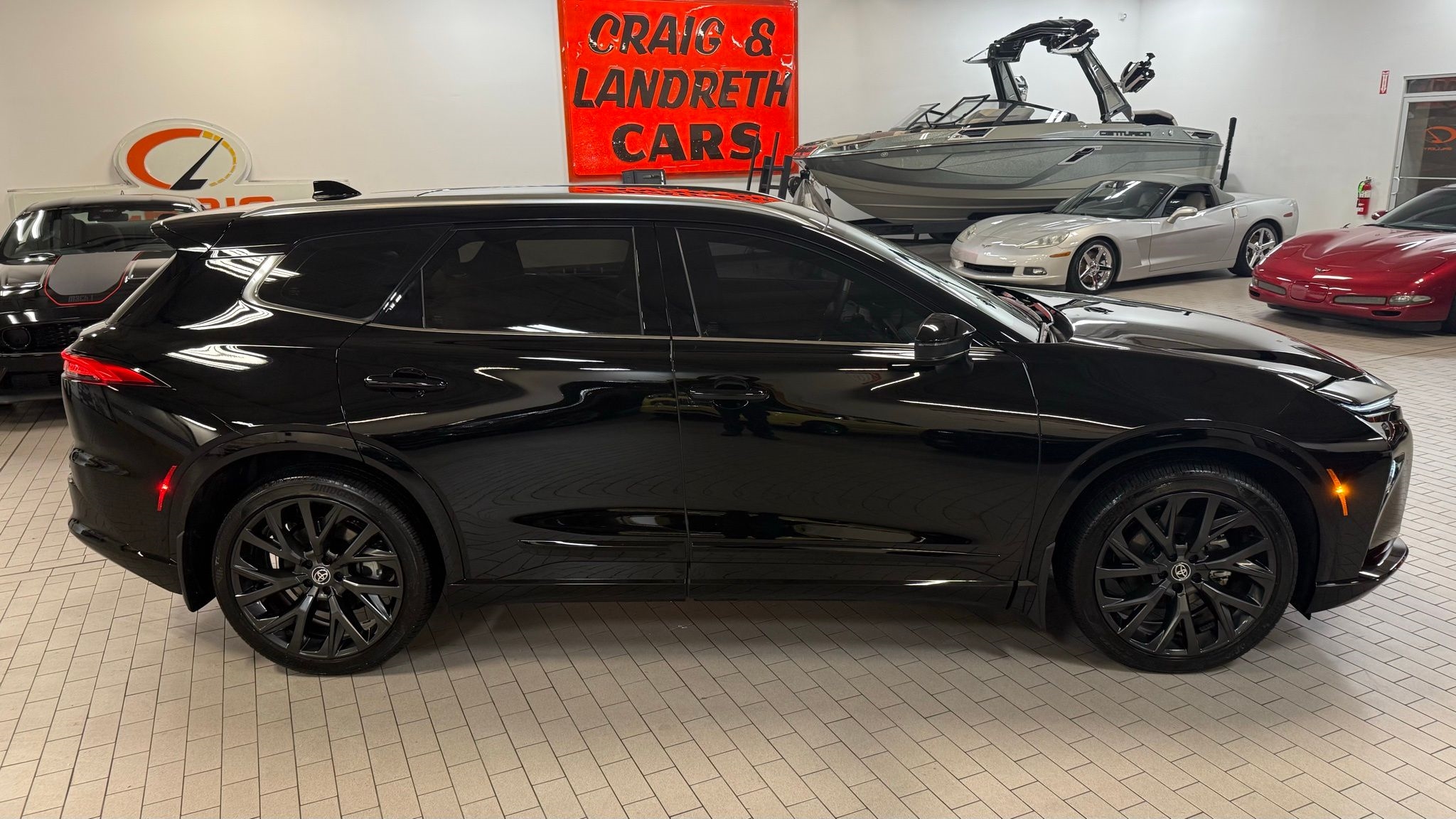 Toyota Crown Signia  2025