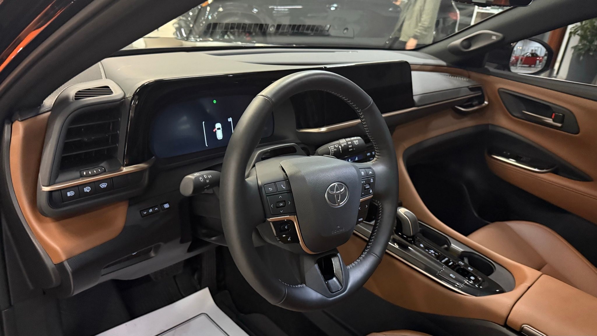 Toyota Crown Signia  2025