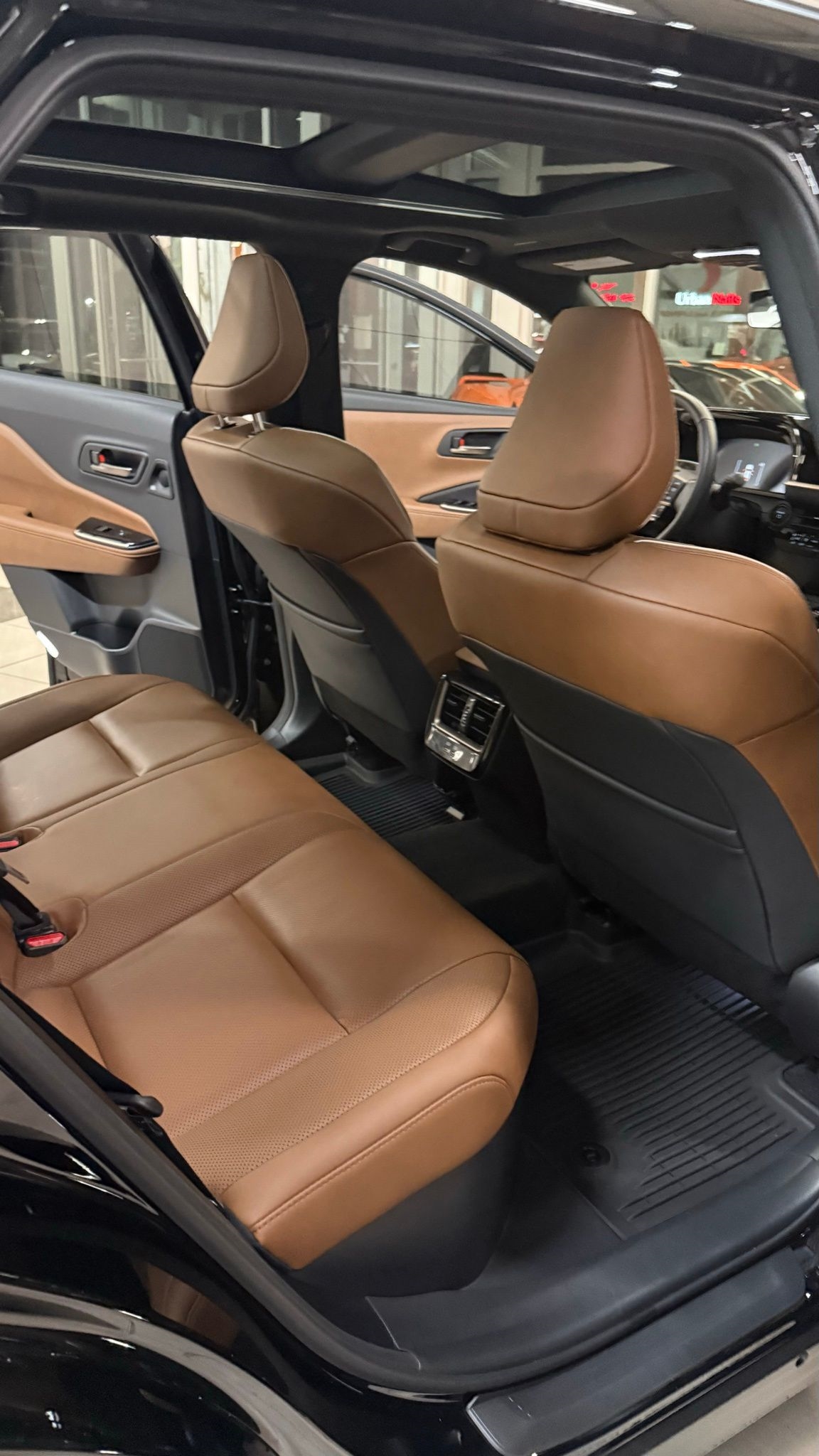 Toyota Crown Signia  2025