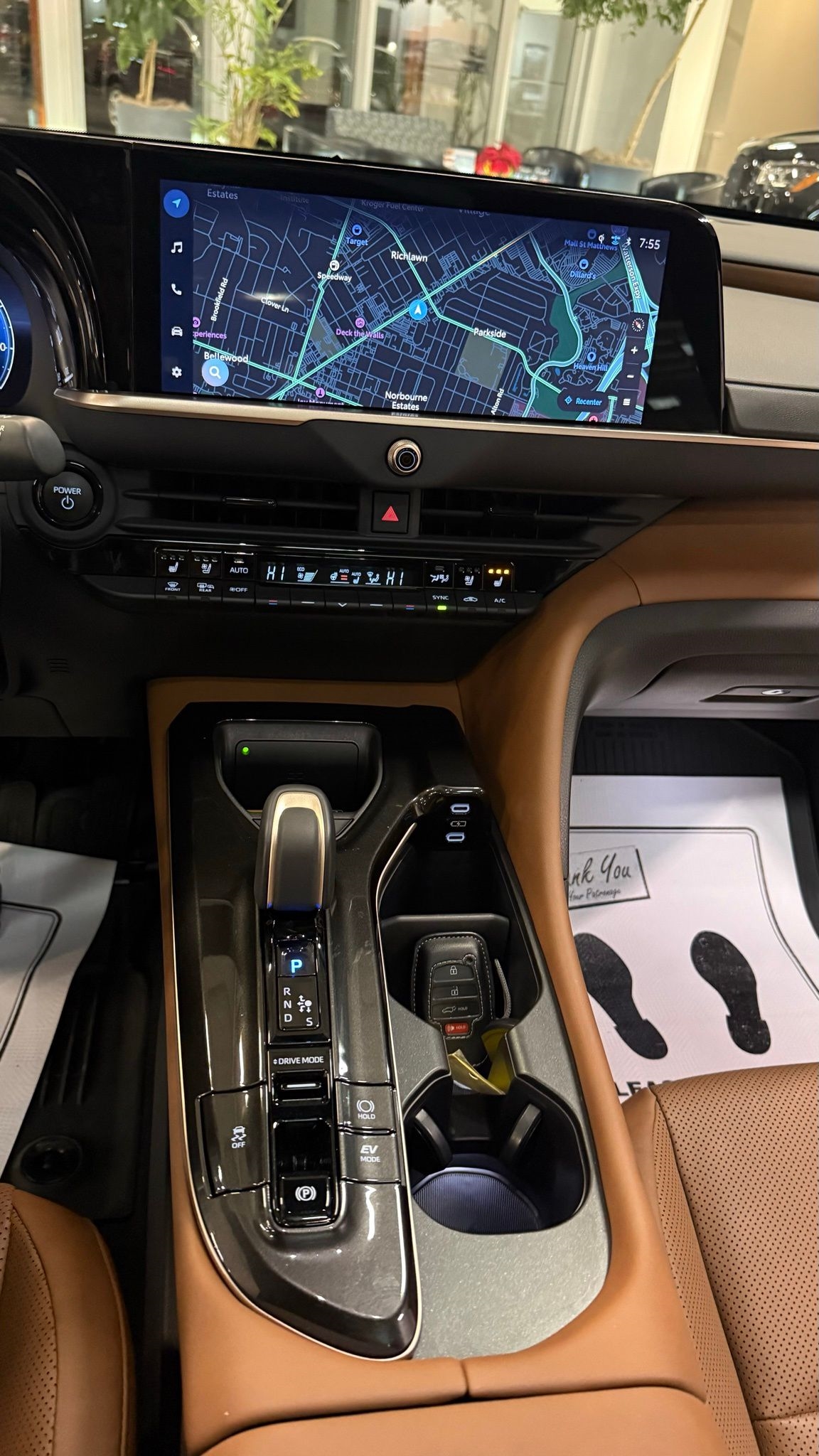 Toyota Crown Signia  2025