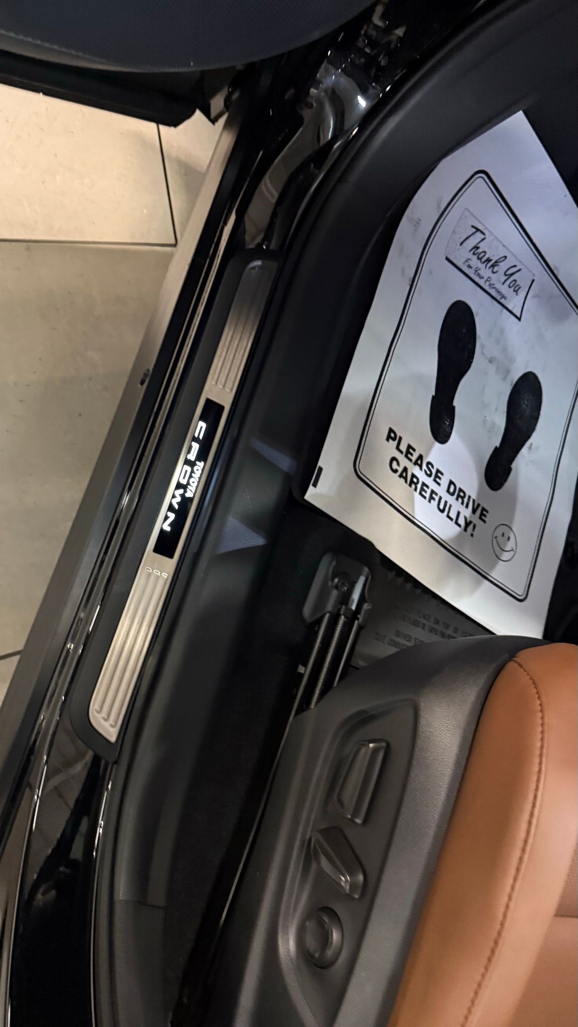 Toyota Crown Signia  2025