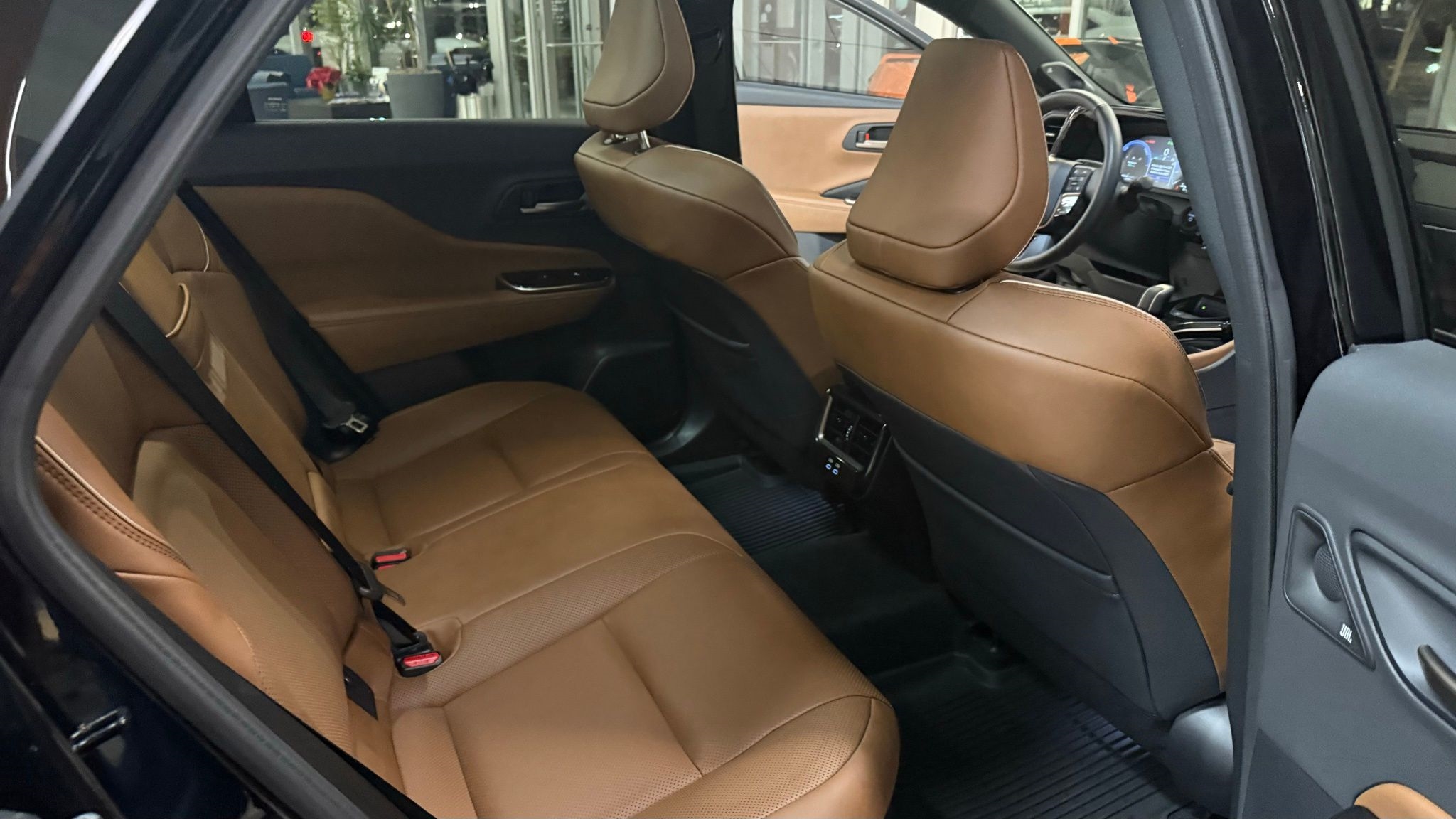 Toyota Crown Signia  2025