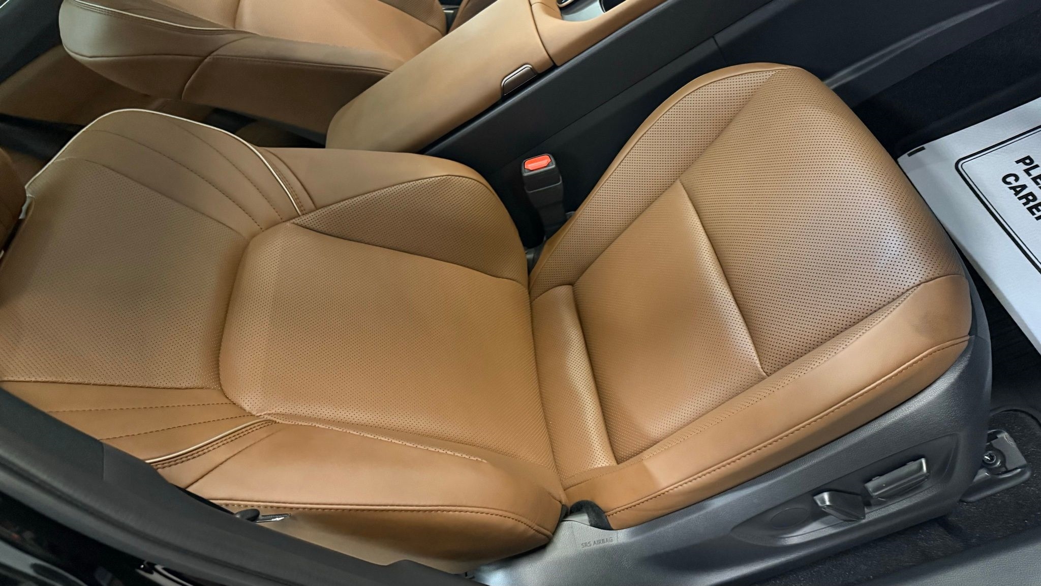 Toyota Crown Signia  2025