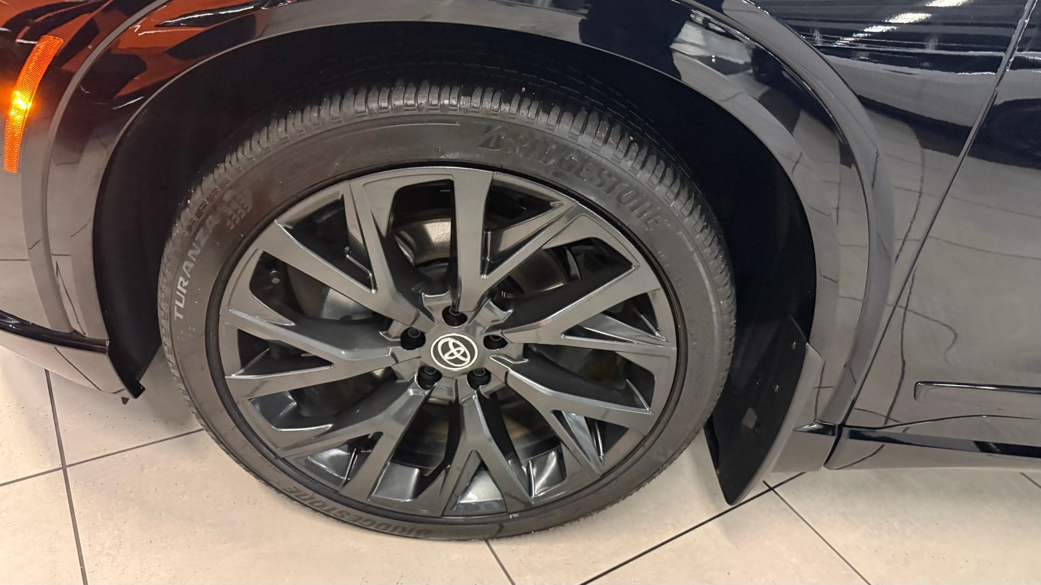 Toyota Crown Signia  2025