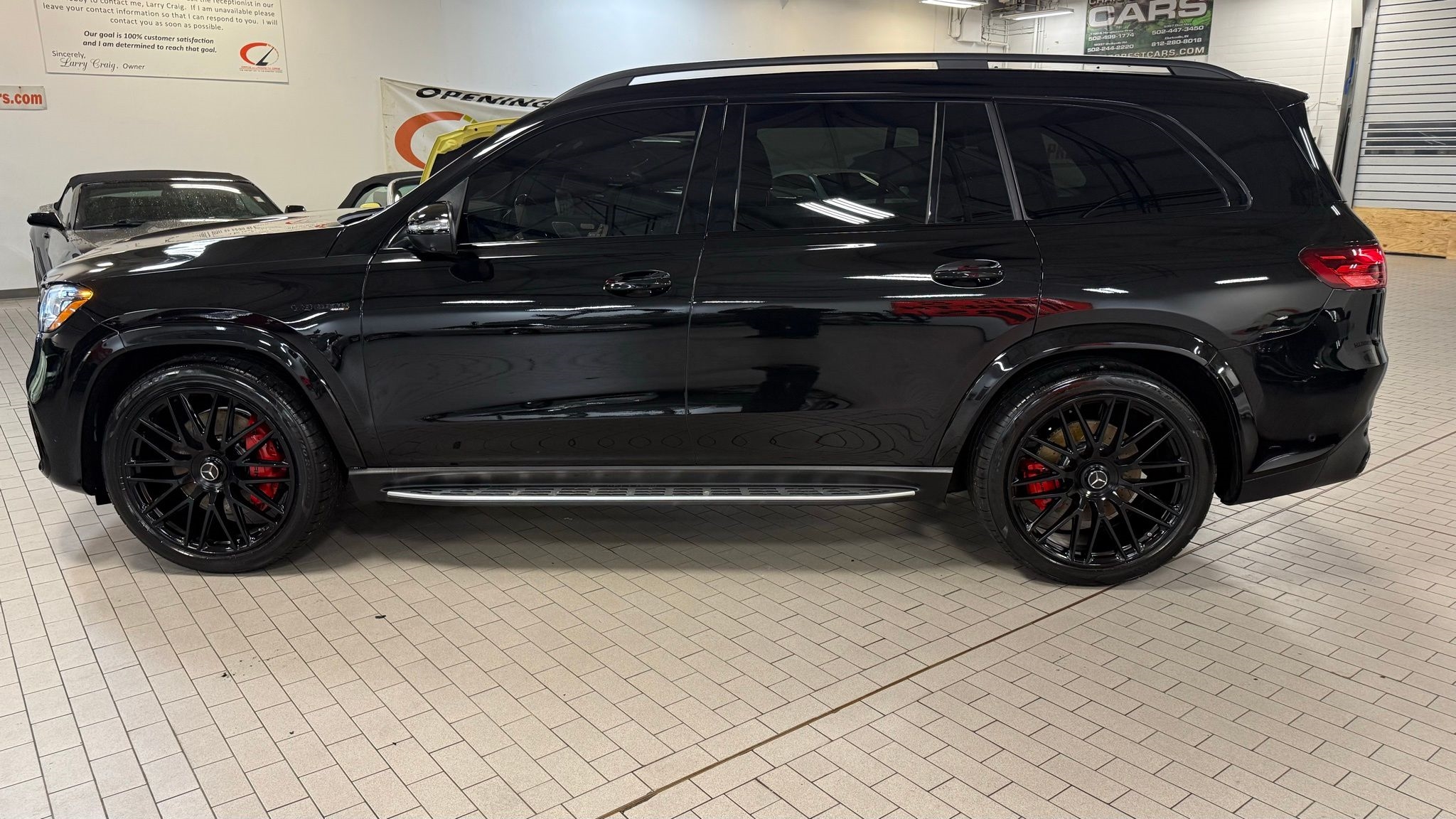 Mercedes-Benz GLS  2024