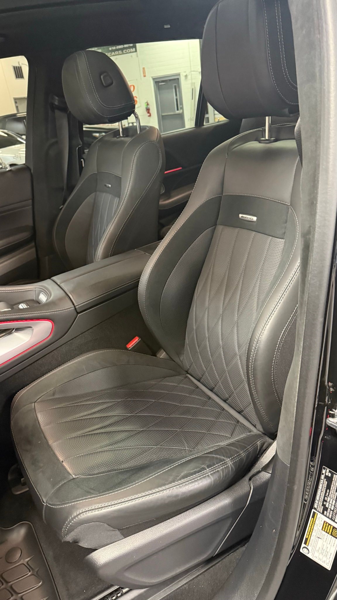 Mercedes-Benz GLS  2024