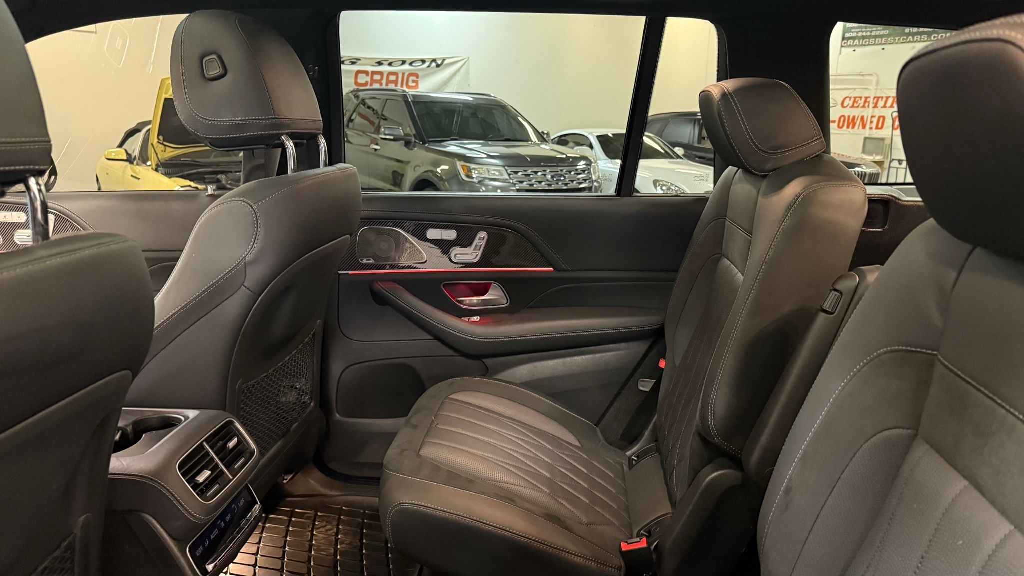 Mercedes-Benz GLS  2024