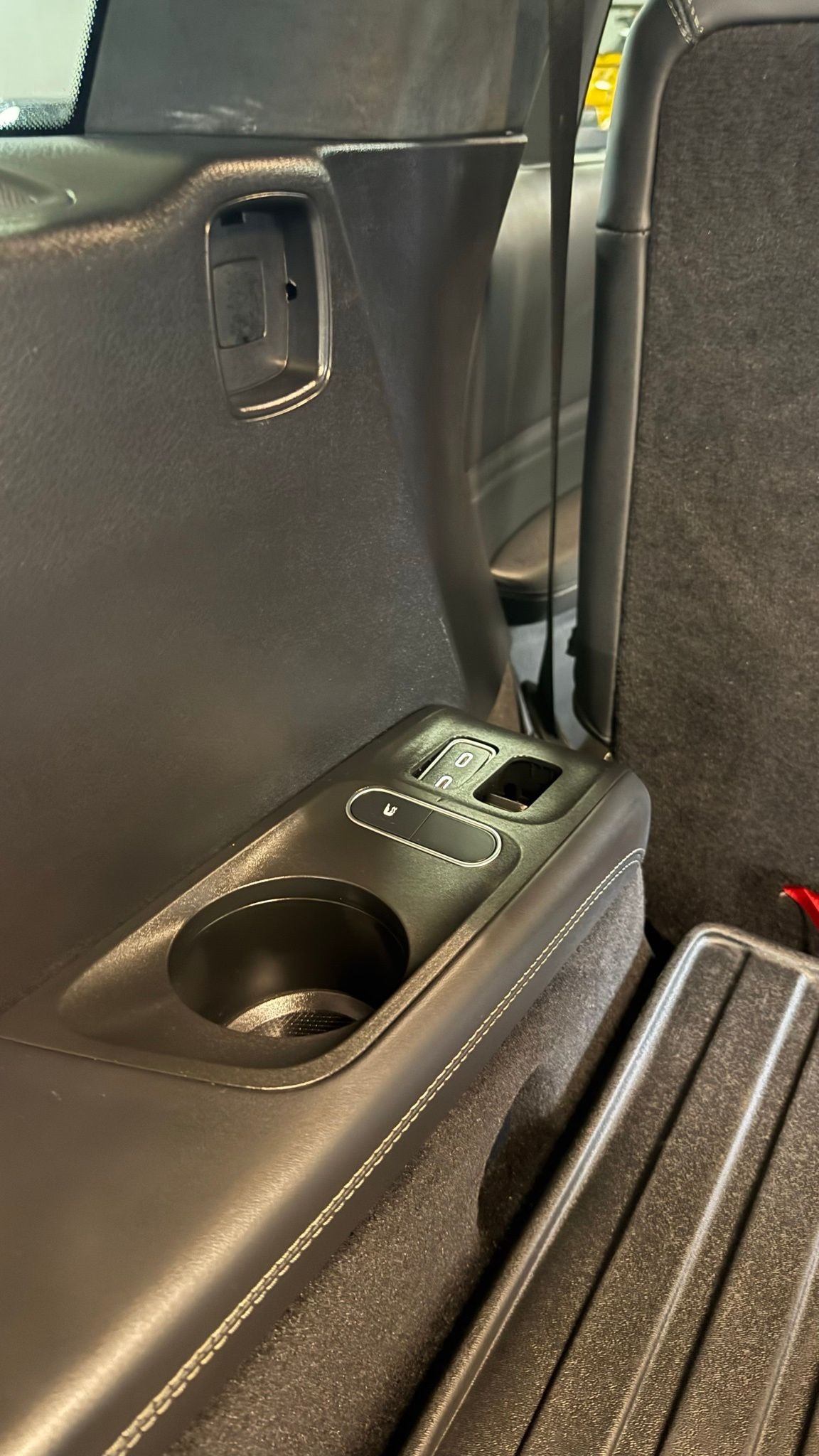 Mercedes-Benz GLS  2024