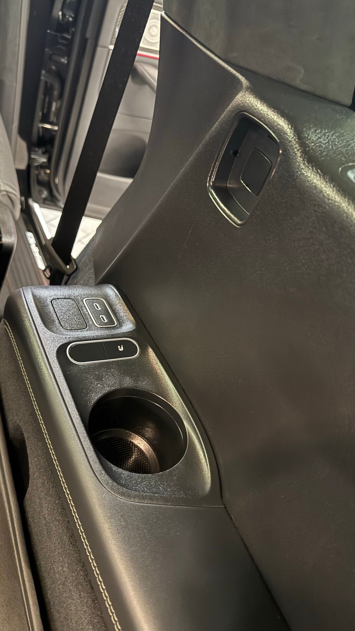 Mercedes-Benz GLS  2024