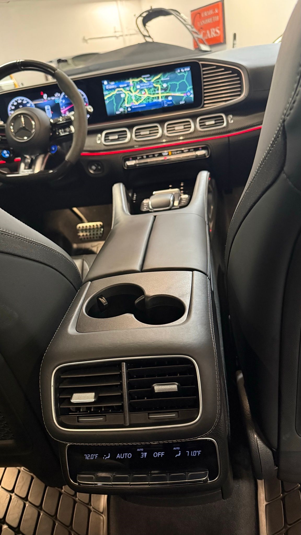 Mercedes-Benz GLS  2024