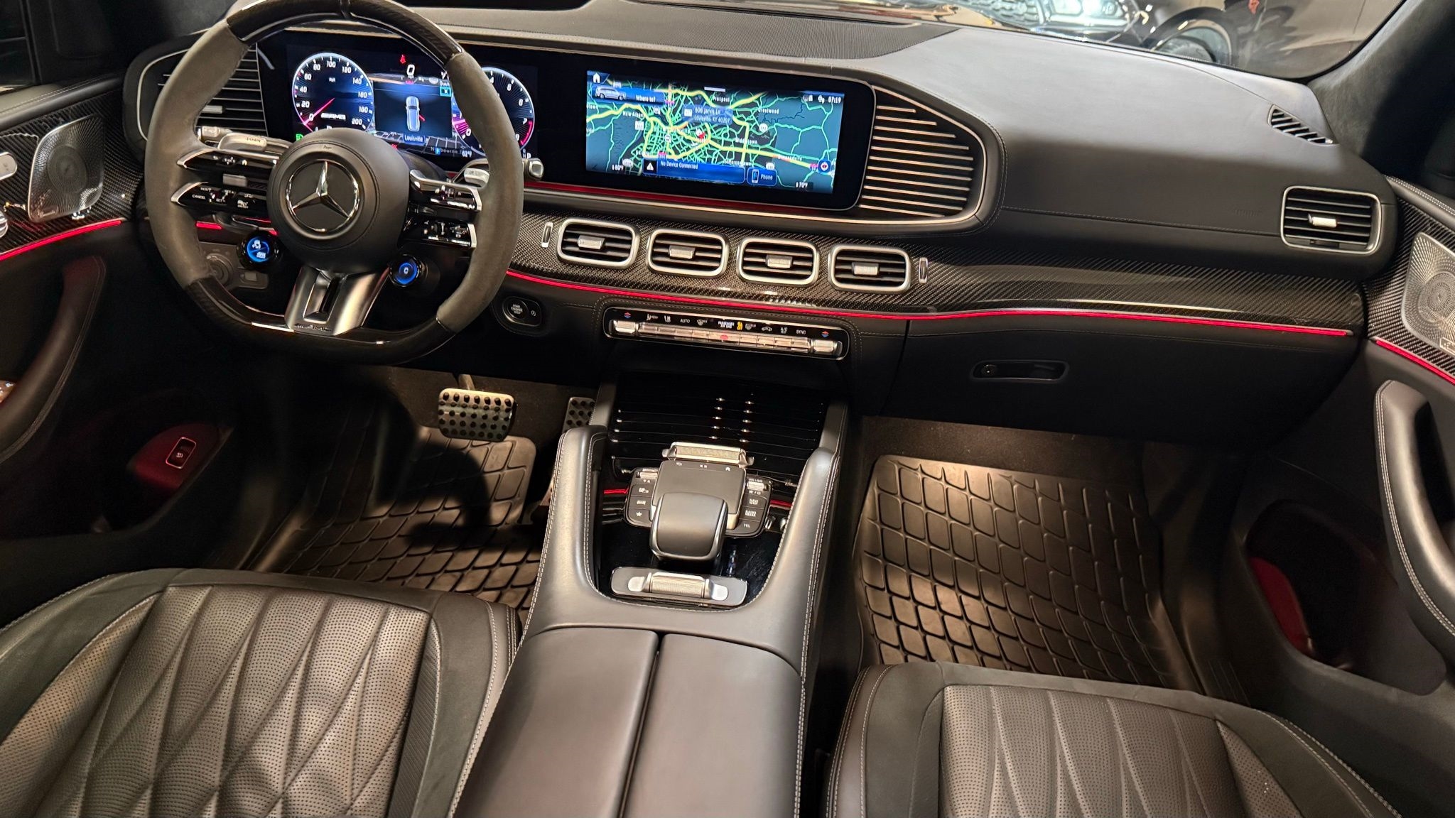 Mercedes-Benz GLS  2024