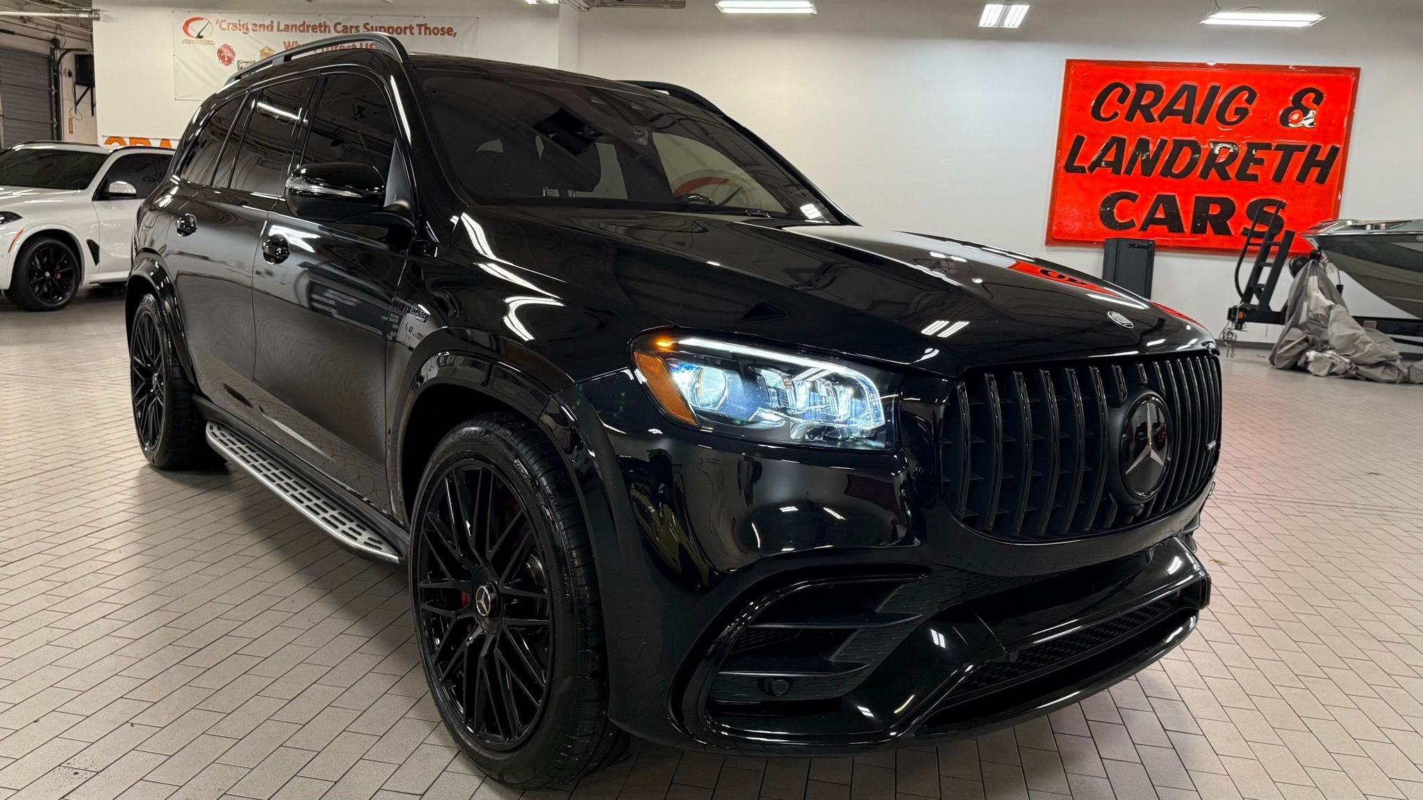 Mercedes-Benz GLS  2024