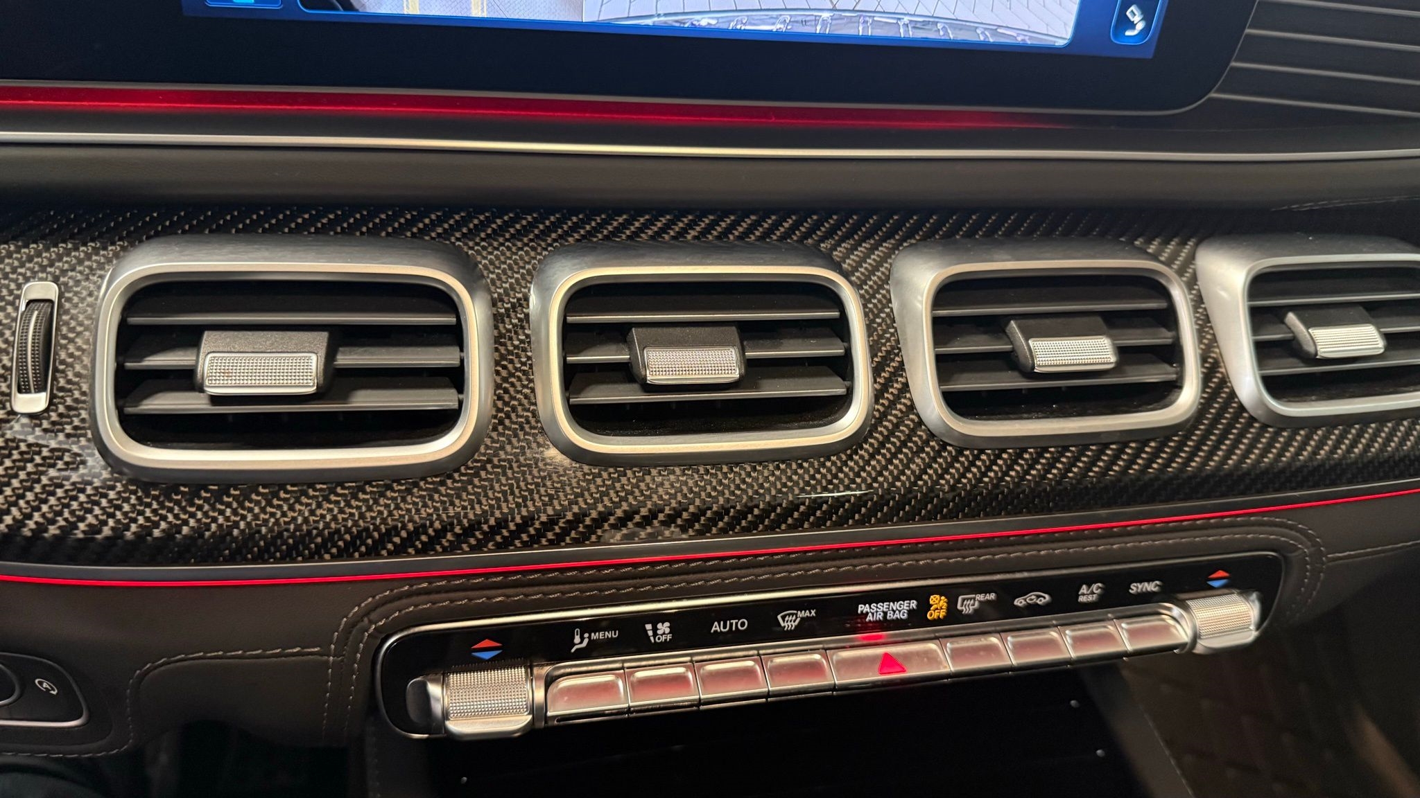 Mercedes-Benz GLS  2024