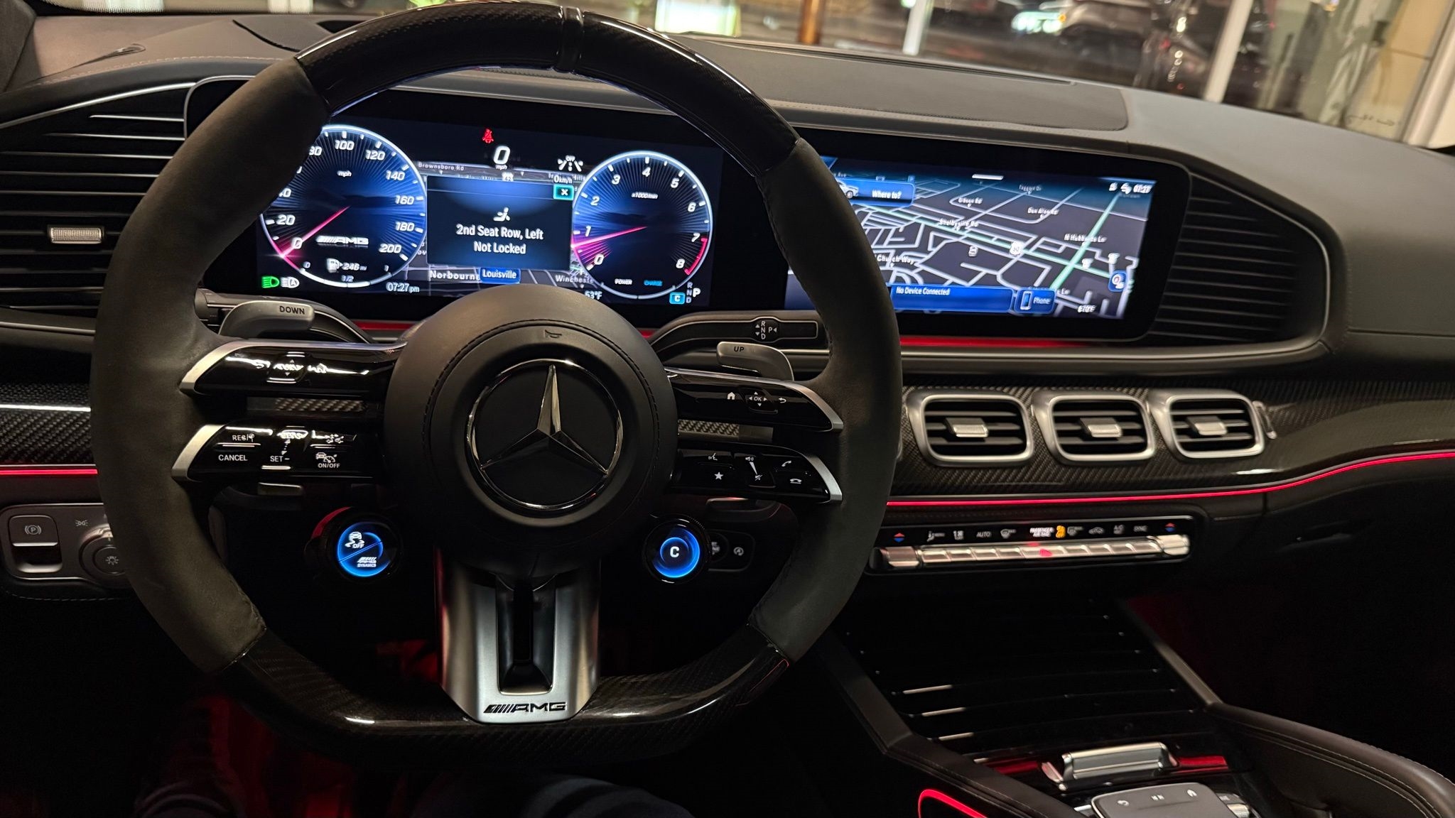 Mercedes-Benz GLS  2024