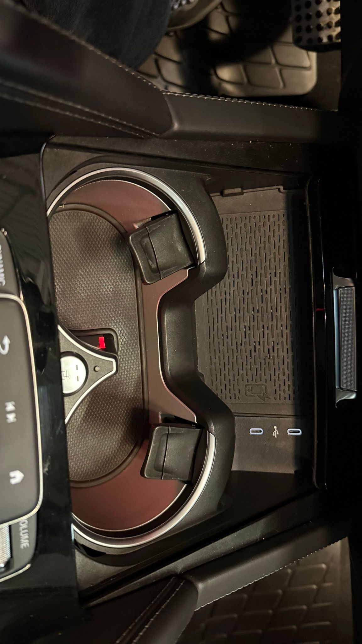 Mercedes-Benz GLS  2024