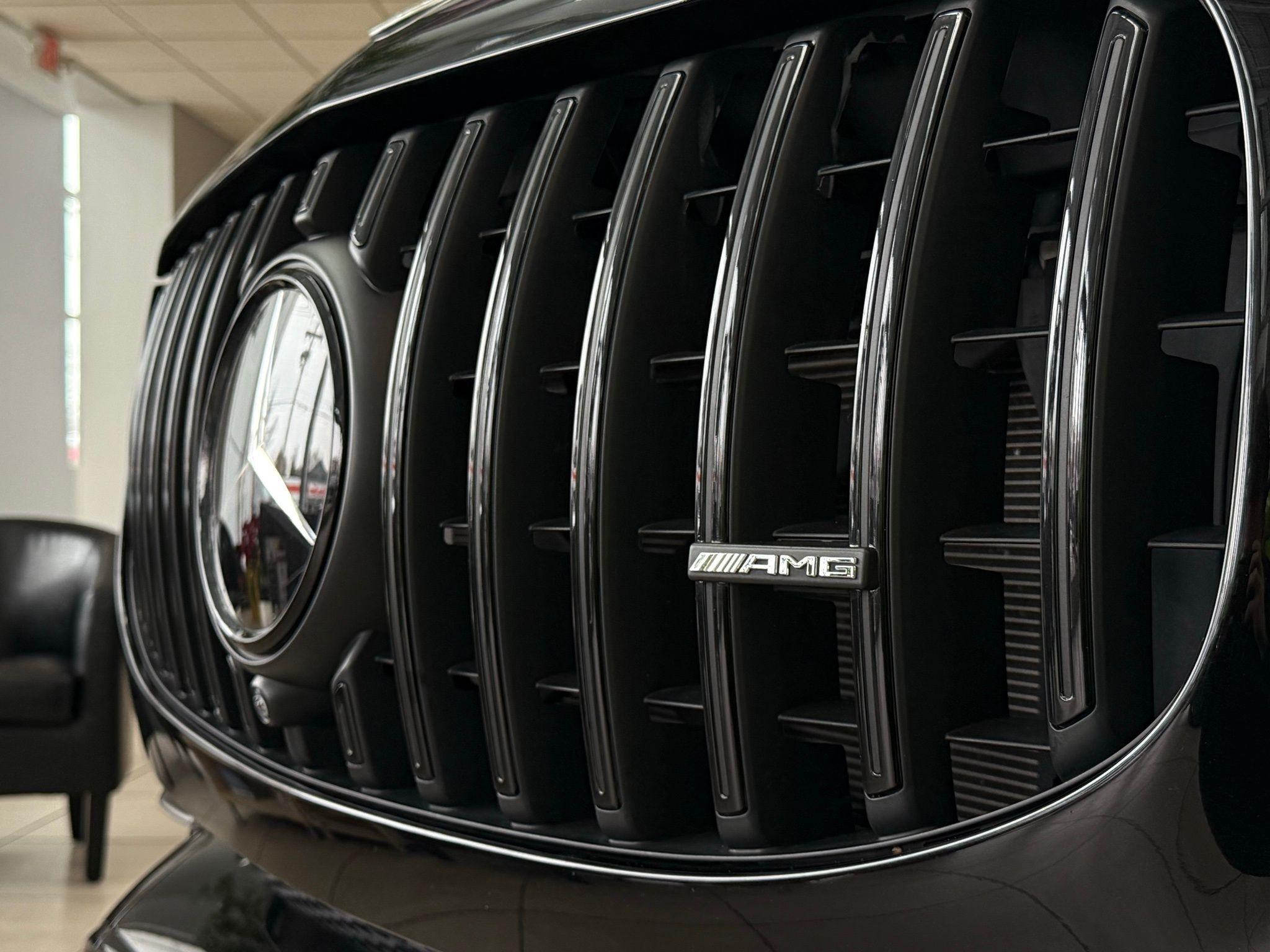 Mercedes-Benz GLS  2024