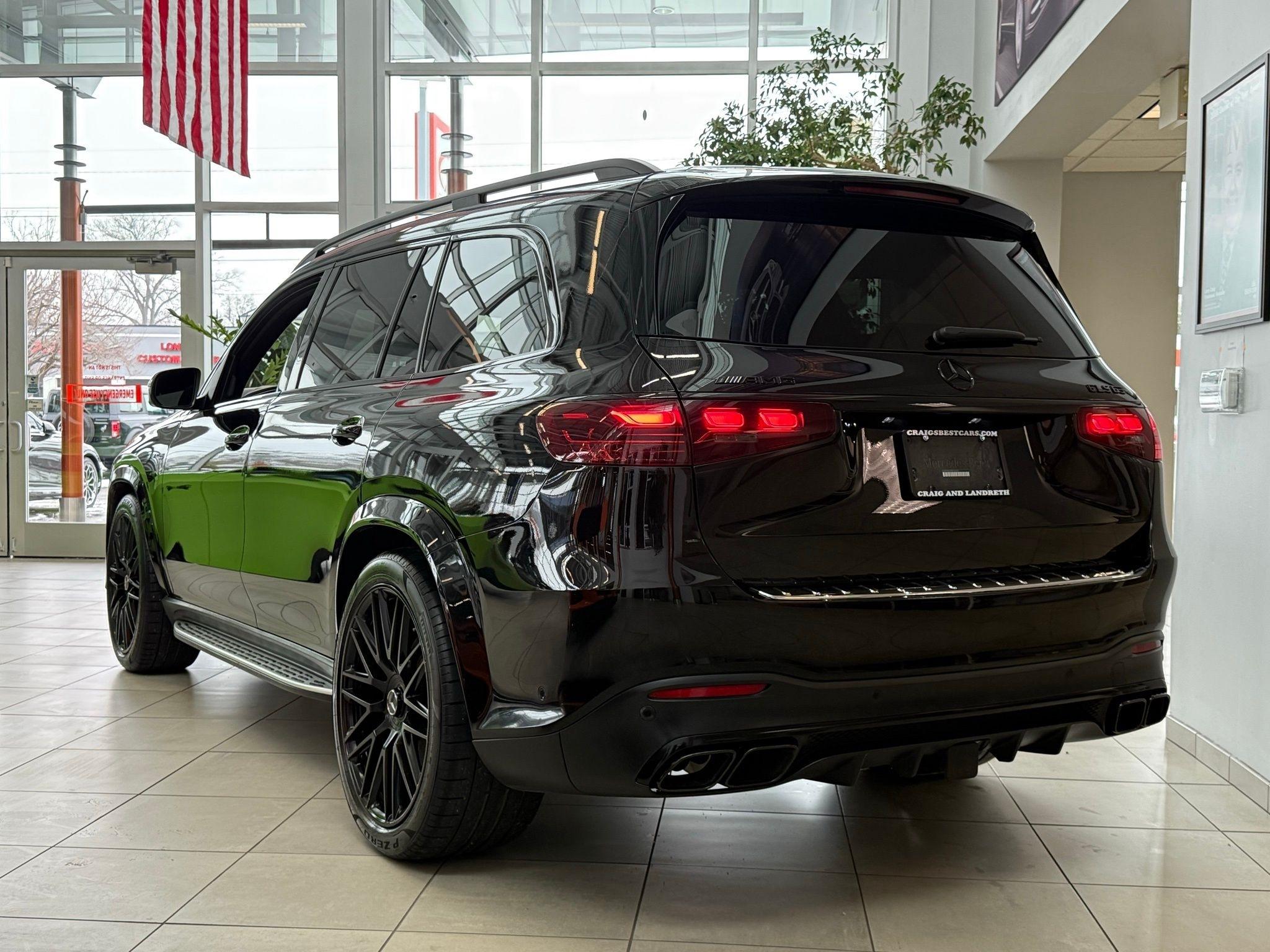 Mercedes-Benz GLS  2024