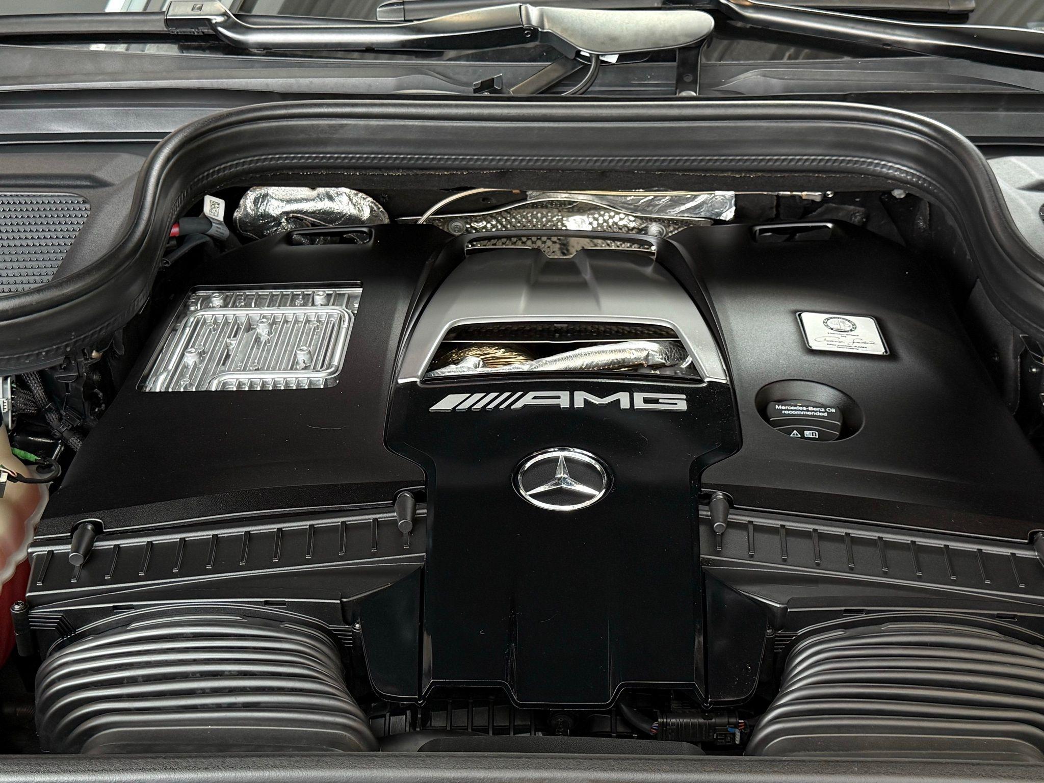 Mercedes-Benz GLS  2024