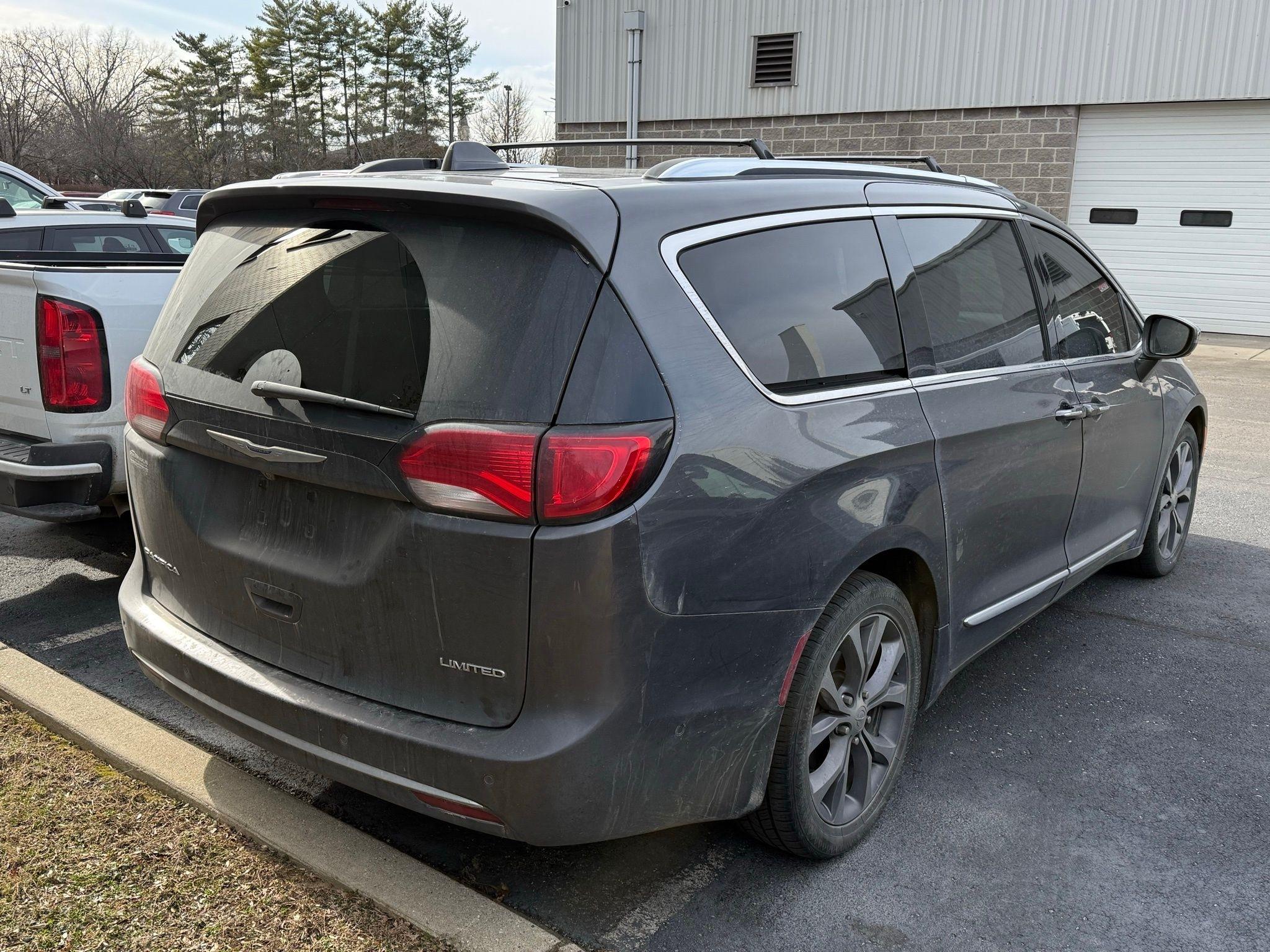 Chrysler Pacifica  2019