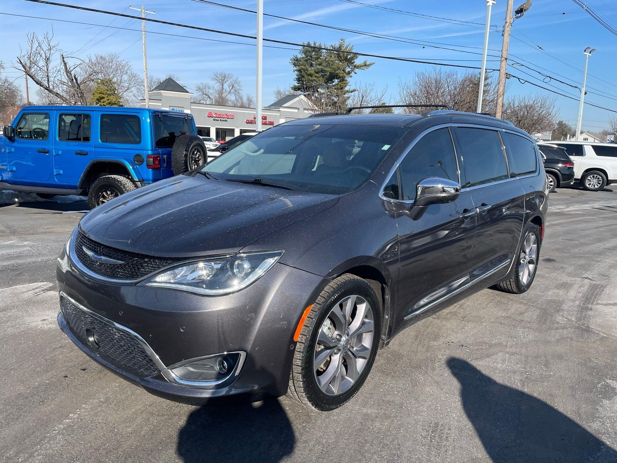 Chrysler Pacifica  2019