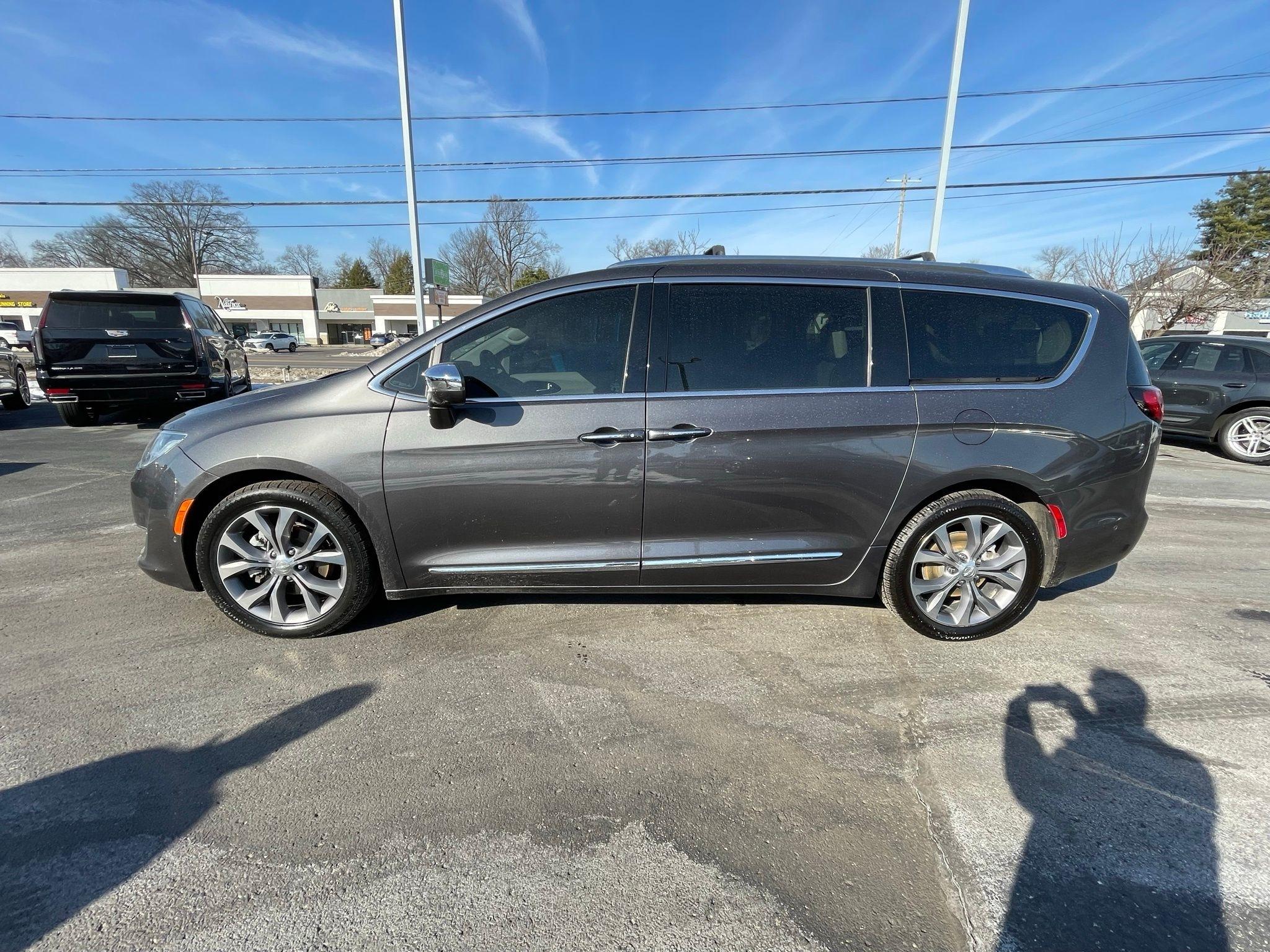 Chrysler Pacifica  2019