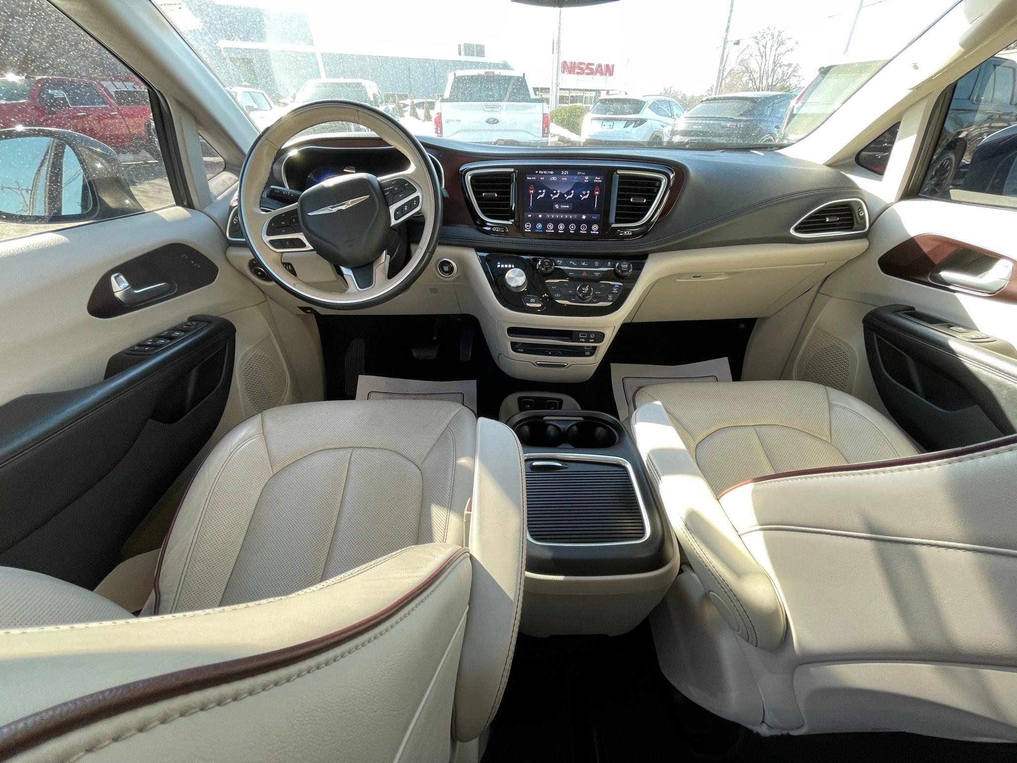 Chrysler Pacifica  2019