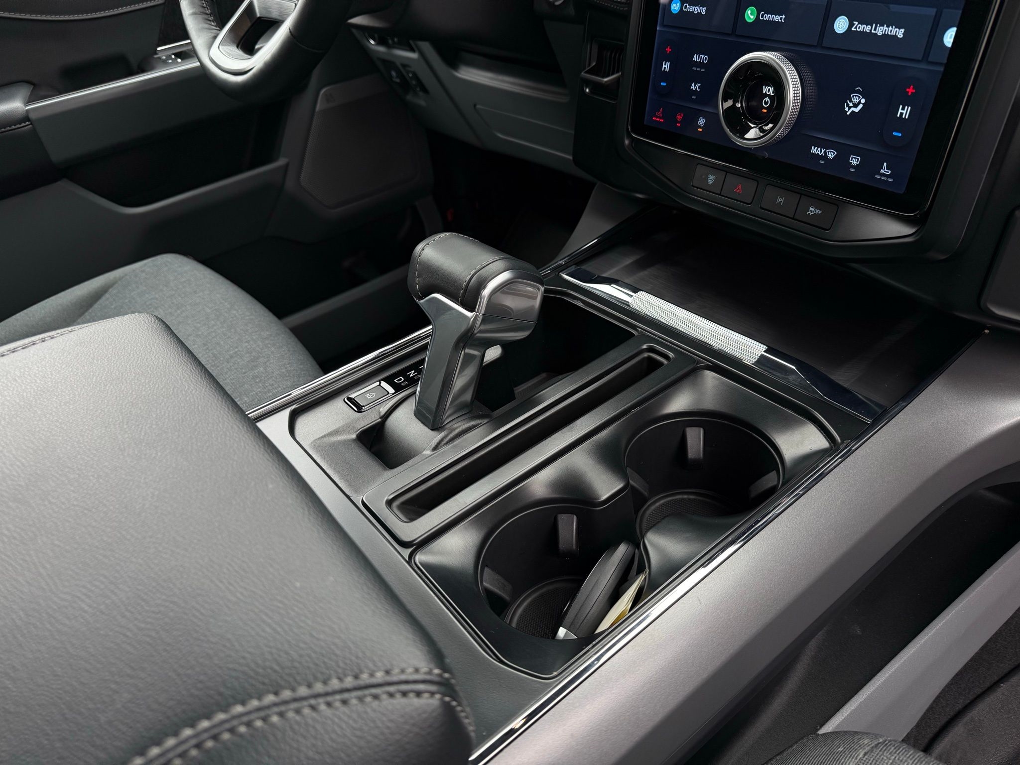 Ford F-150 Lightning  2024