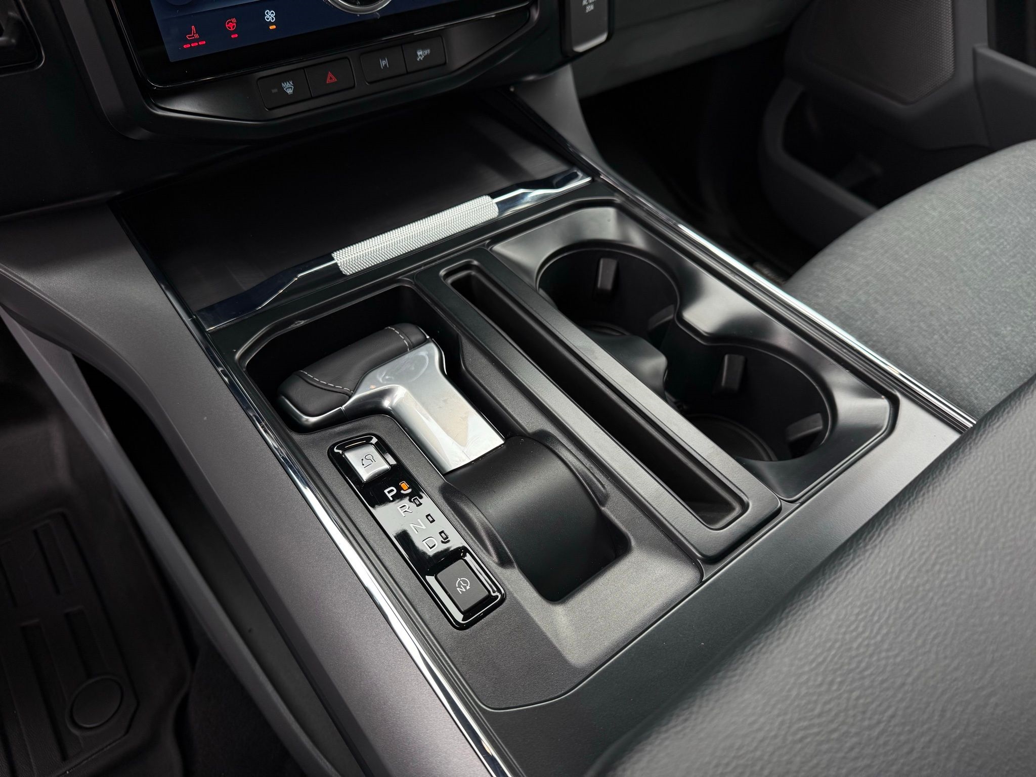 Ford F-150 Lightning  2024