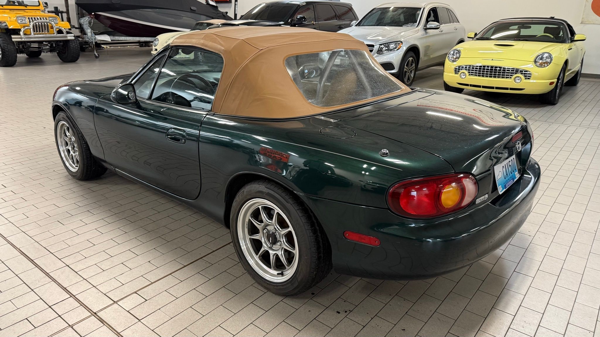 Mazda MX-5 Miata  1999
