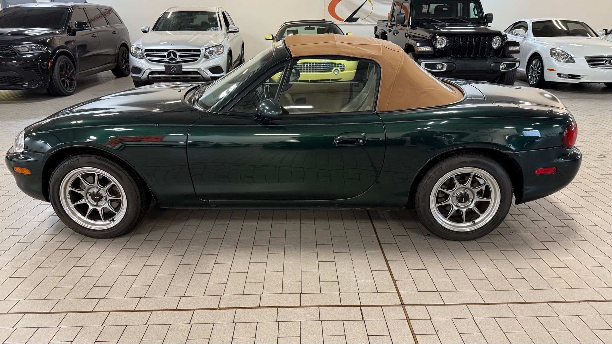 Mazda MX-5 Miata  1999