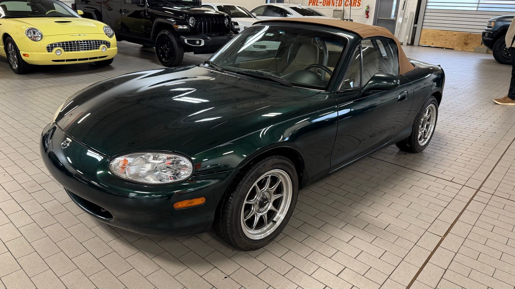Mazda MX-5 Miata  1999