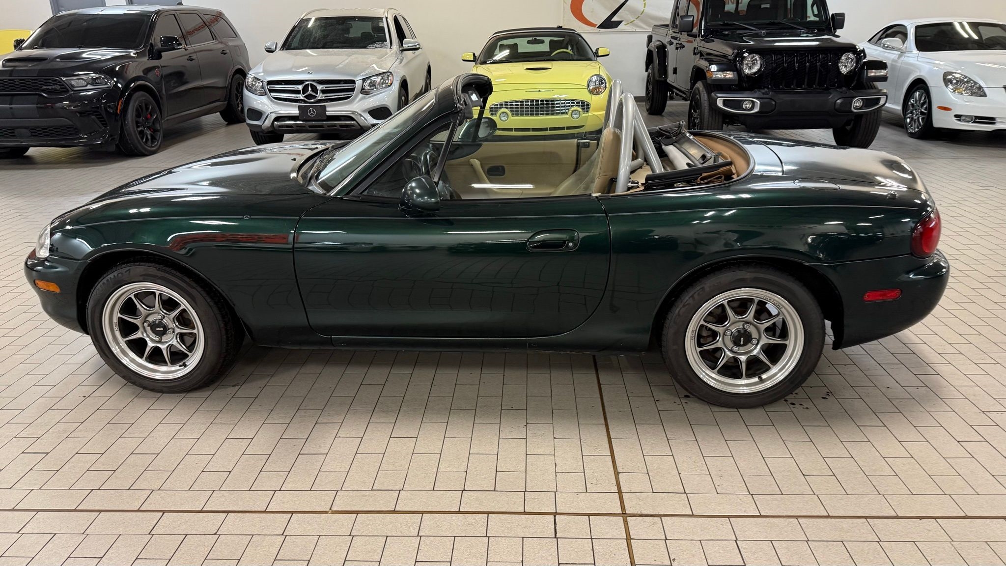 Mazda MX-5 Miata  1999