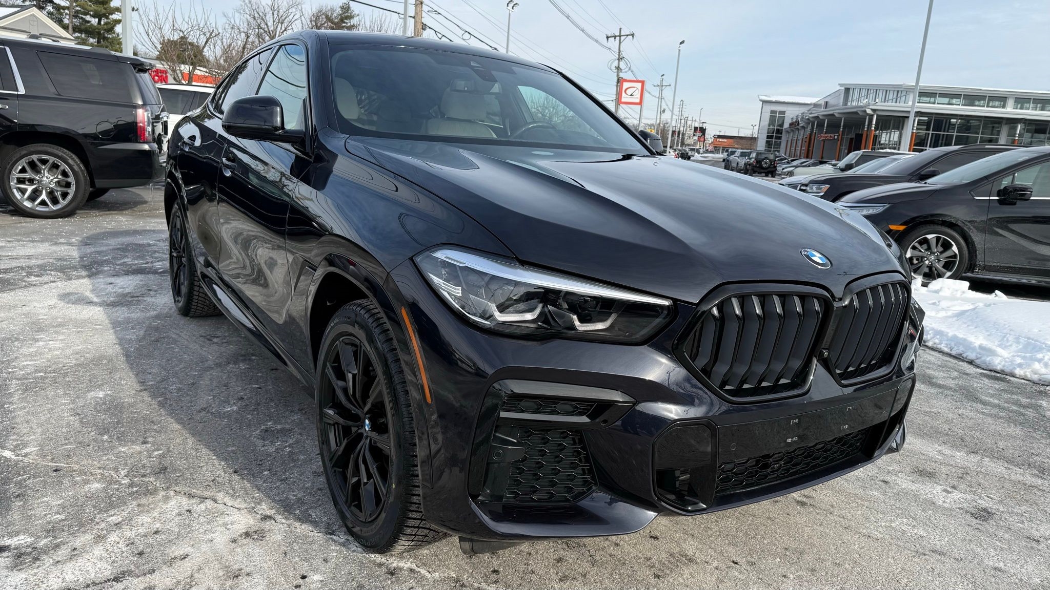 BMW X6  2023