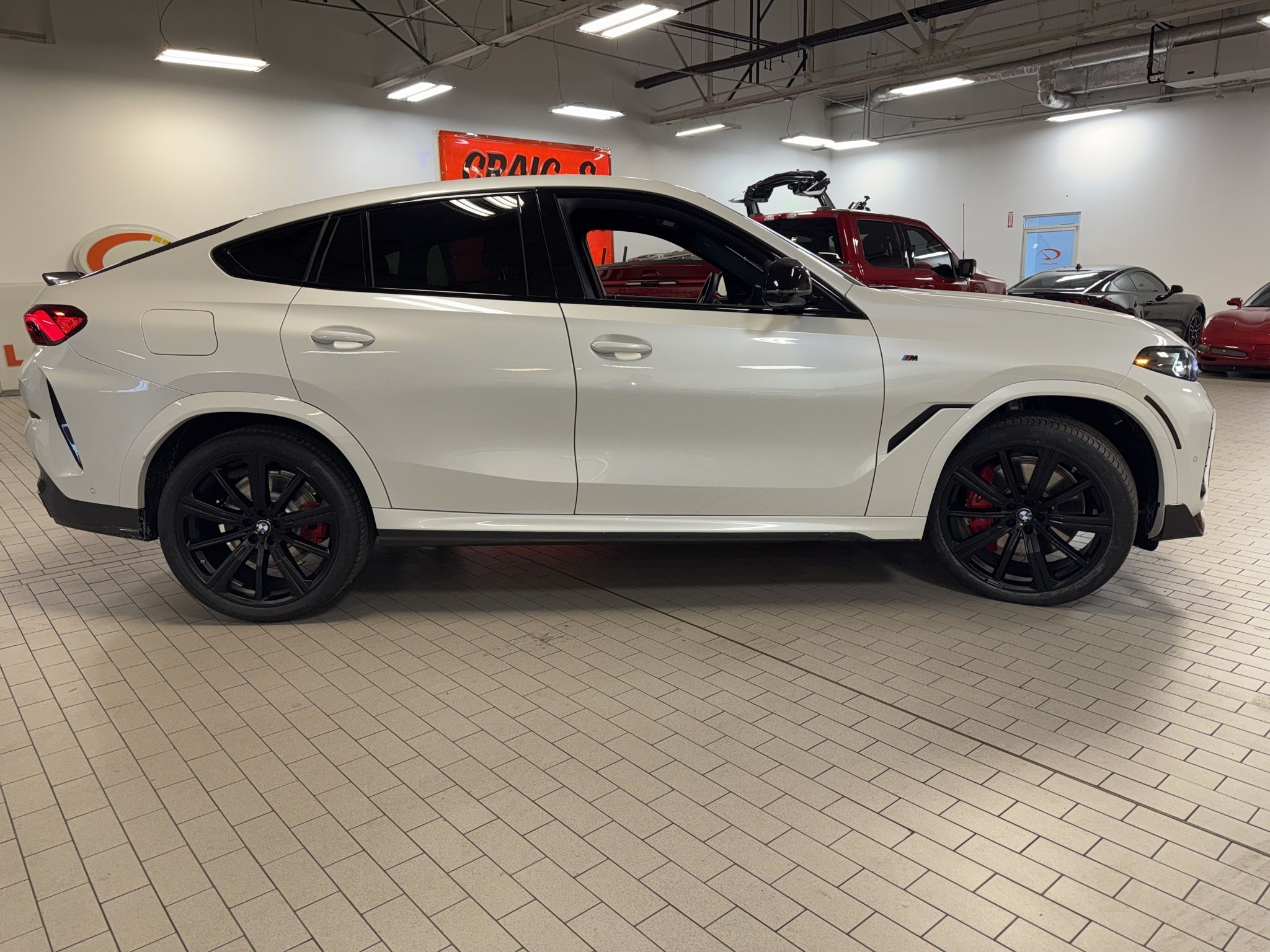 BMW X6  2025