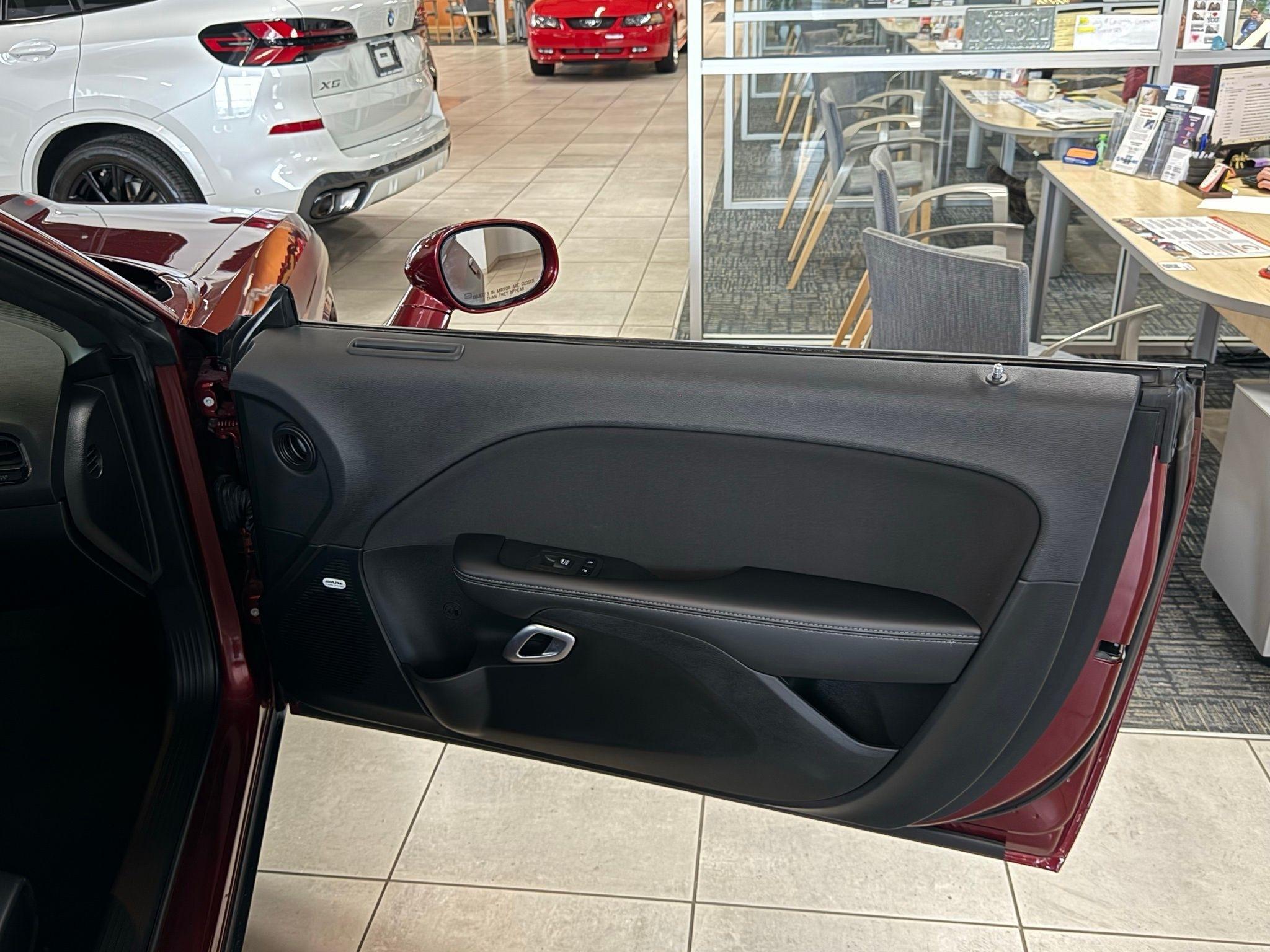 Dodge Challenger  2023