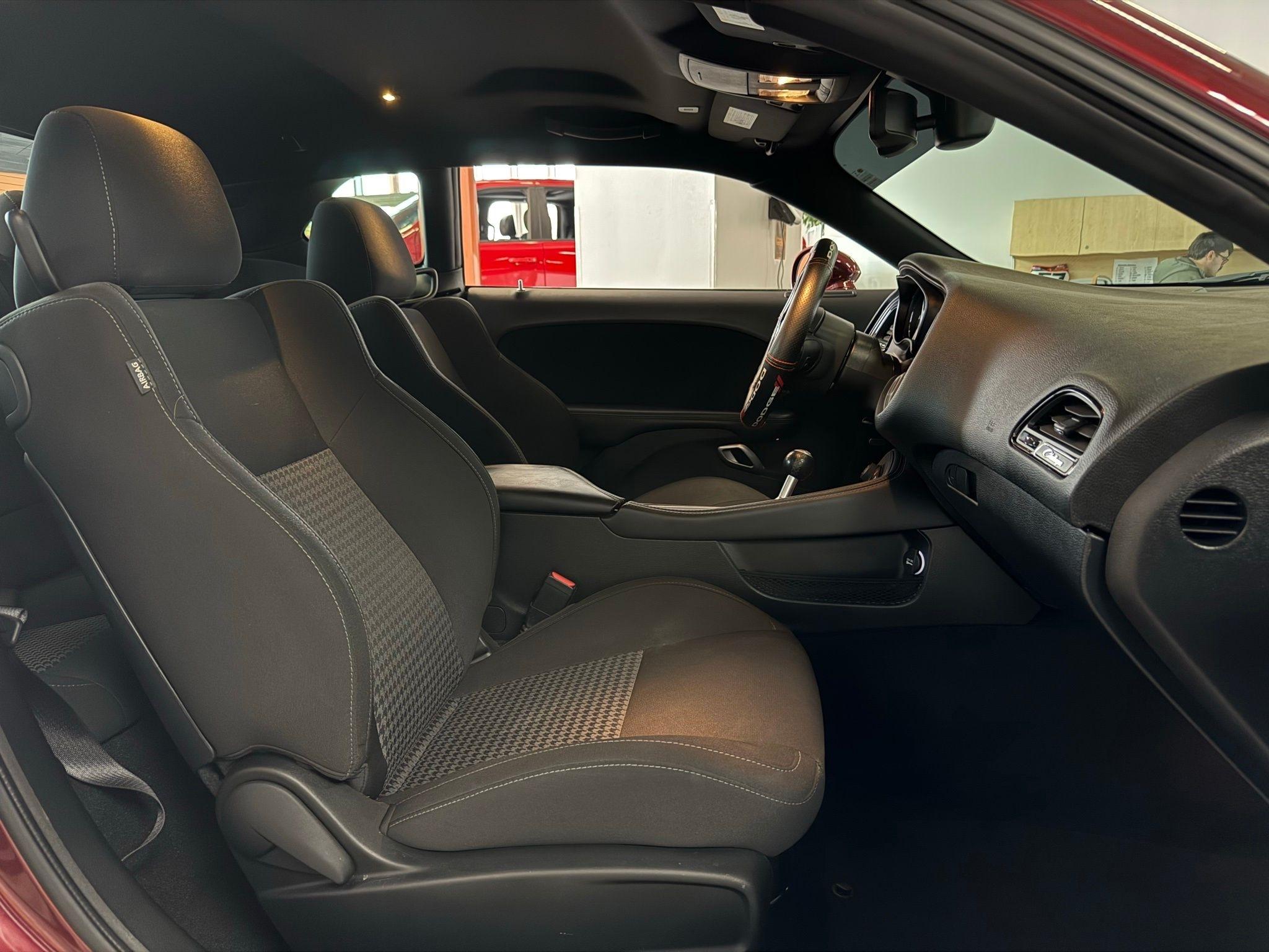 Dodge Challenger  2023