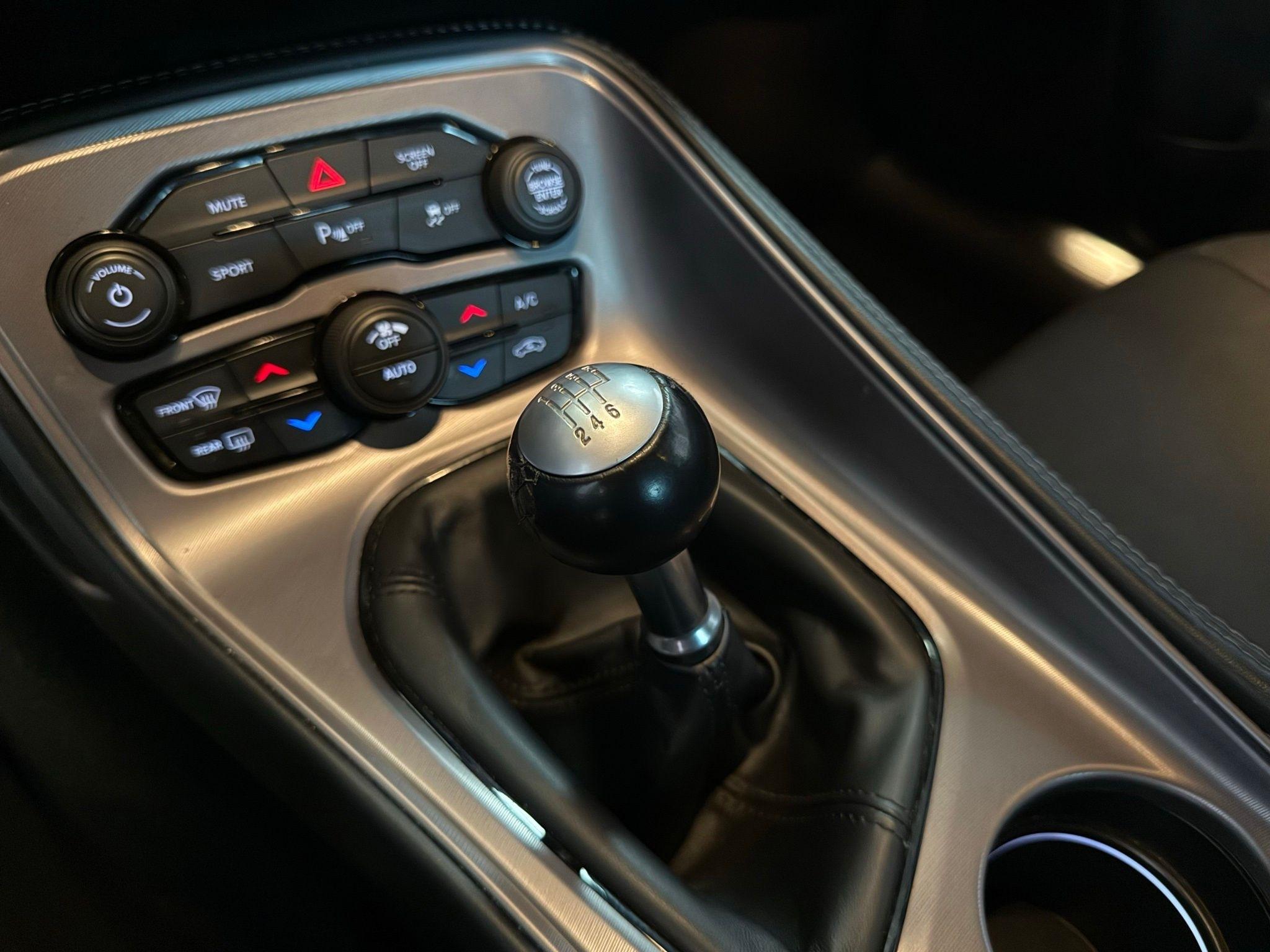 Dodge Challenger  2023