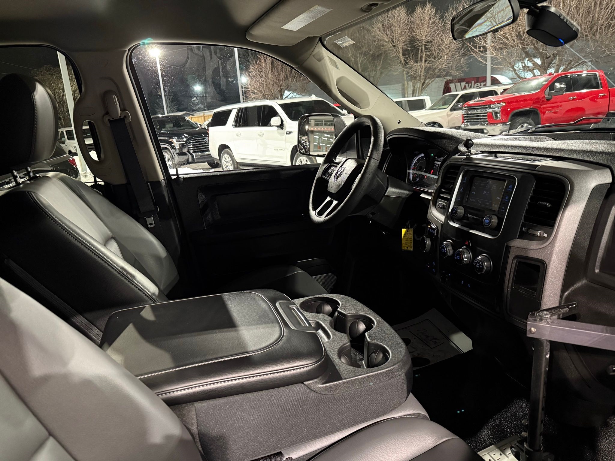 RAM 1500 Classic  2023