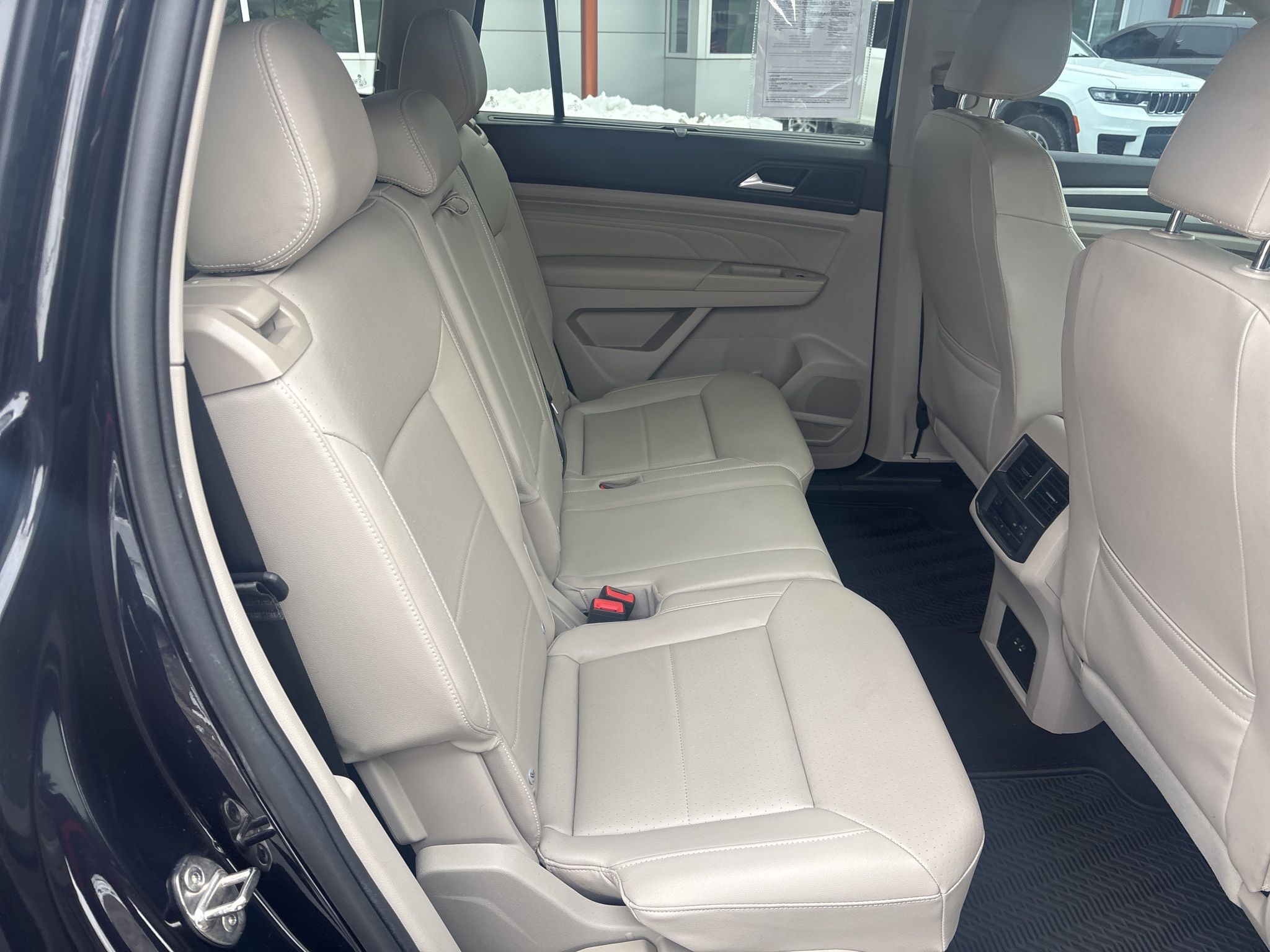 Volkswagen Atlas  2021