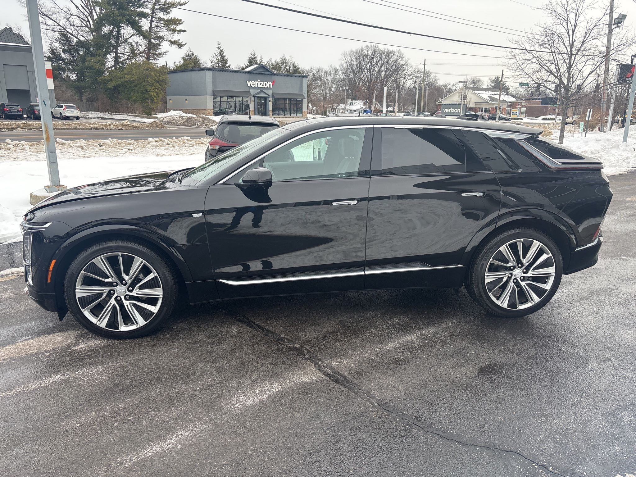 Cadillac Lyriq  2024