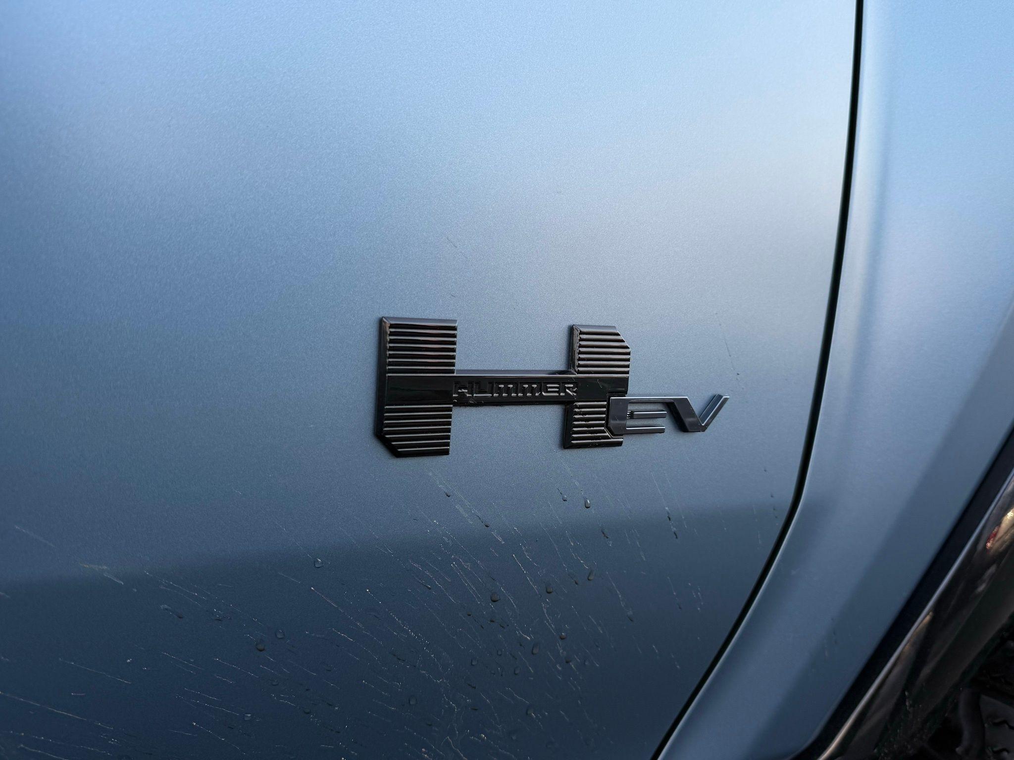GMC HUMMER EV  2024