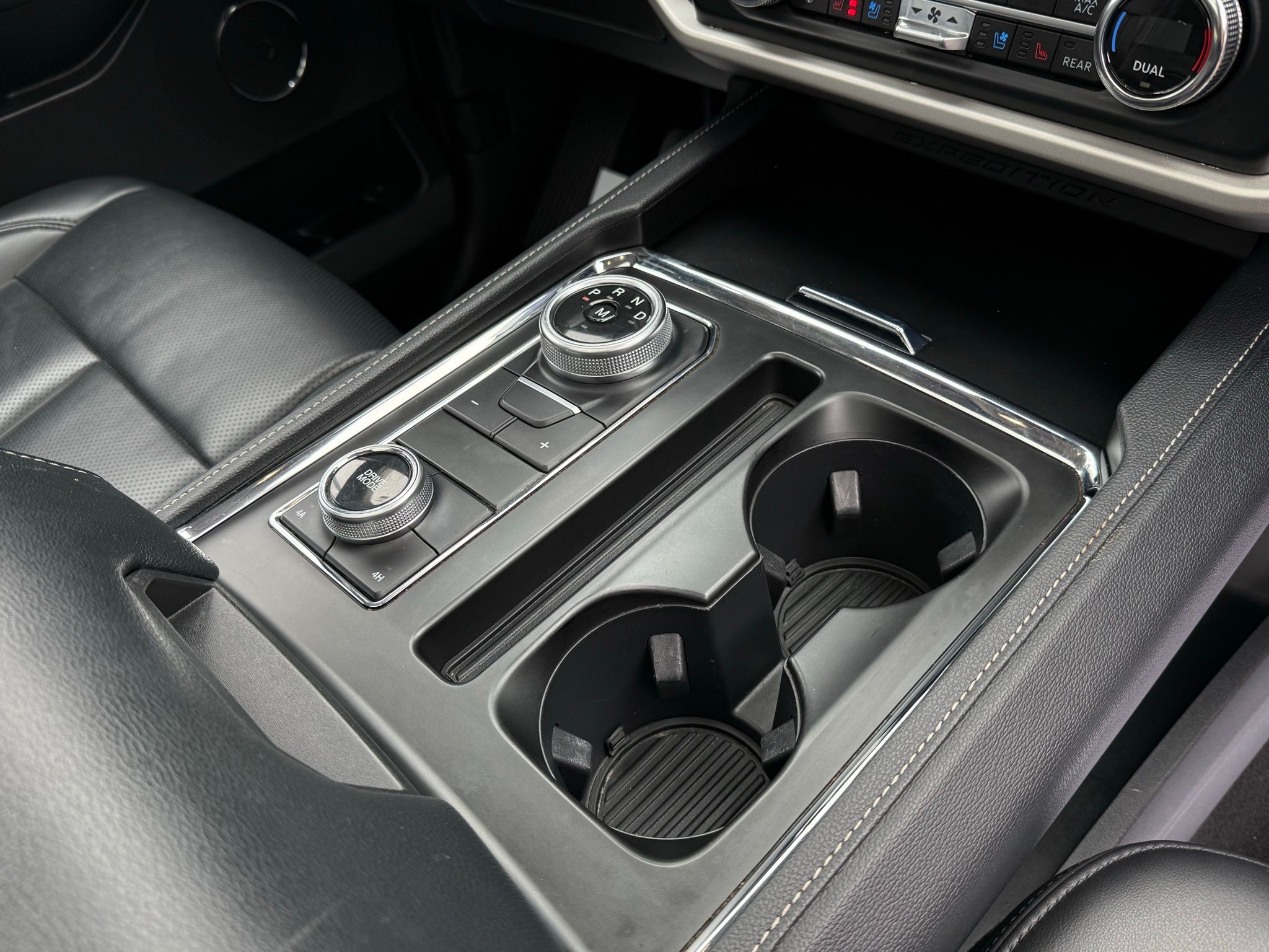 Ford Expedition  2023